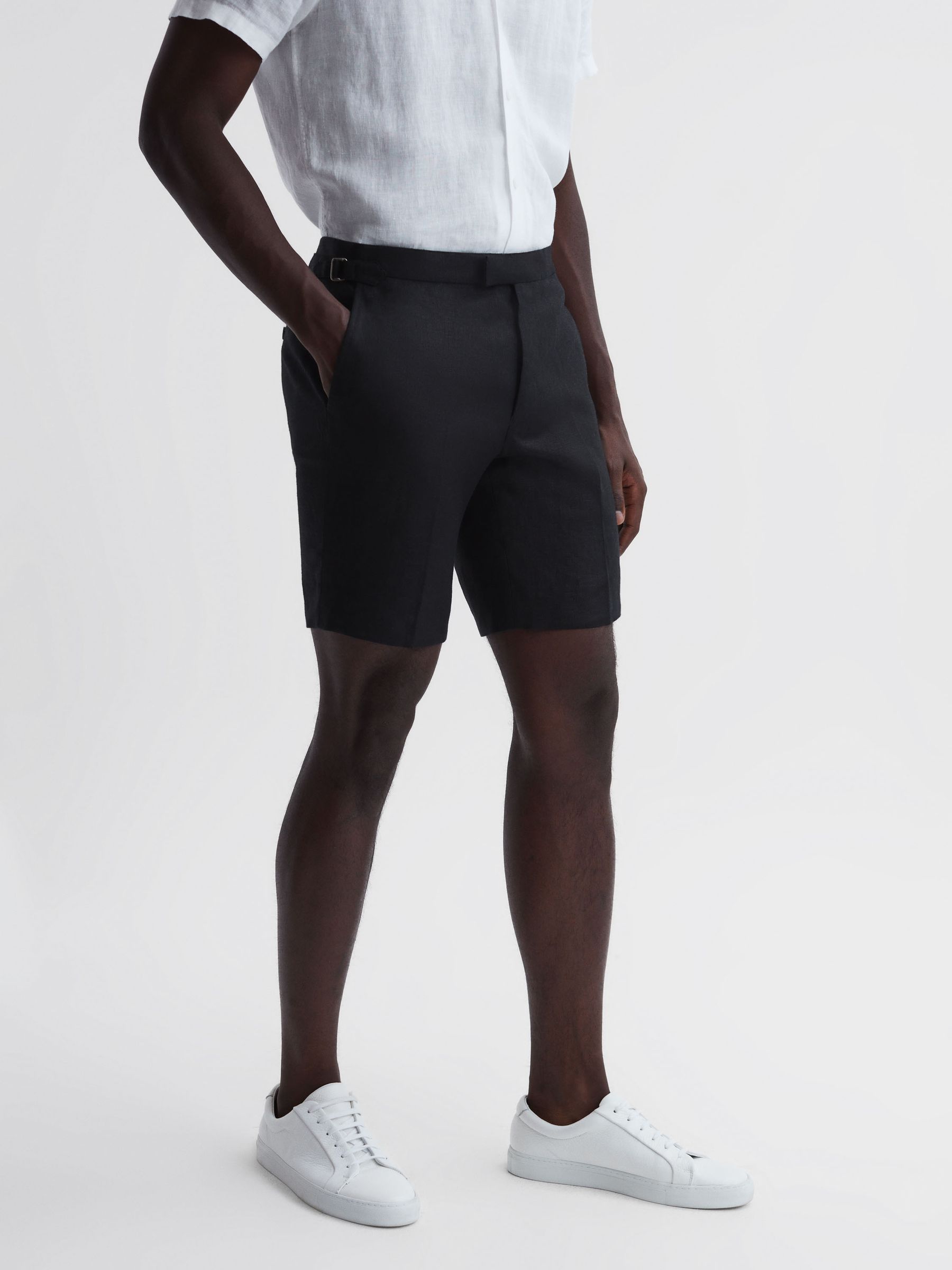 Linen Side Adjuster Shorts in Black - Image 3 of 6