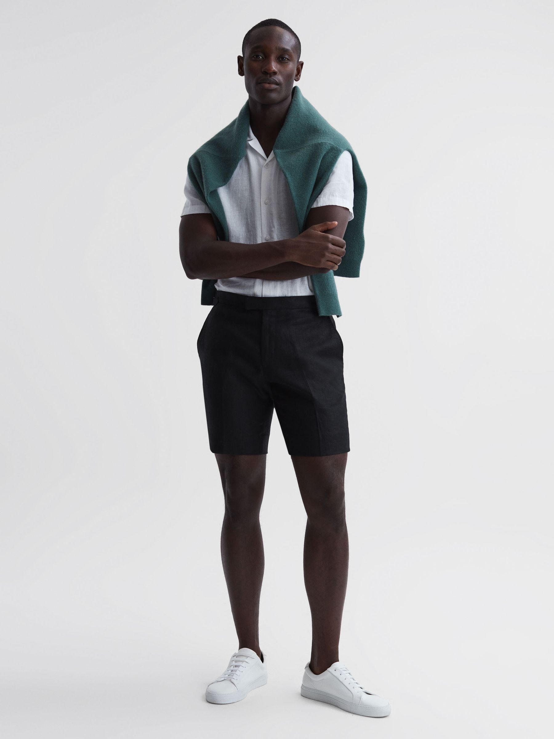 Linen Side Adjuster Shorts in Black - Image 6 of 6