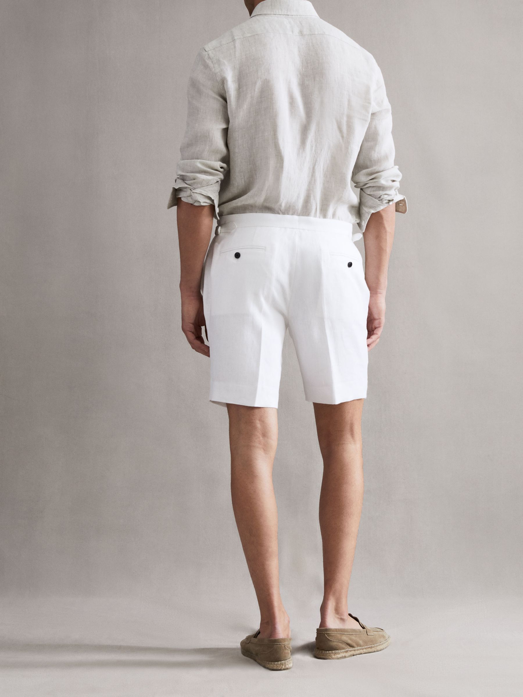 Linen Side Adjuster Shorts in White - Image 4 of 4