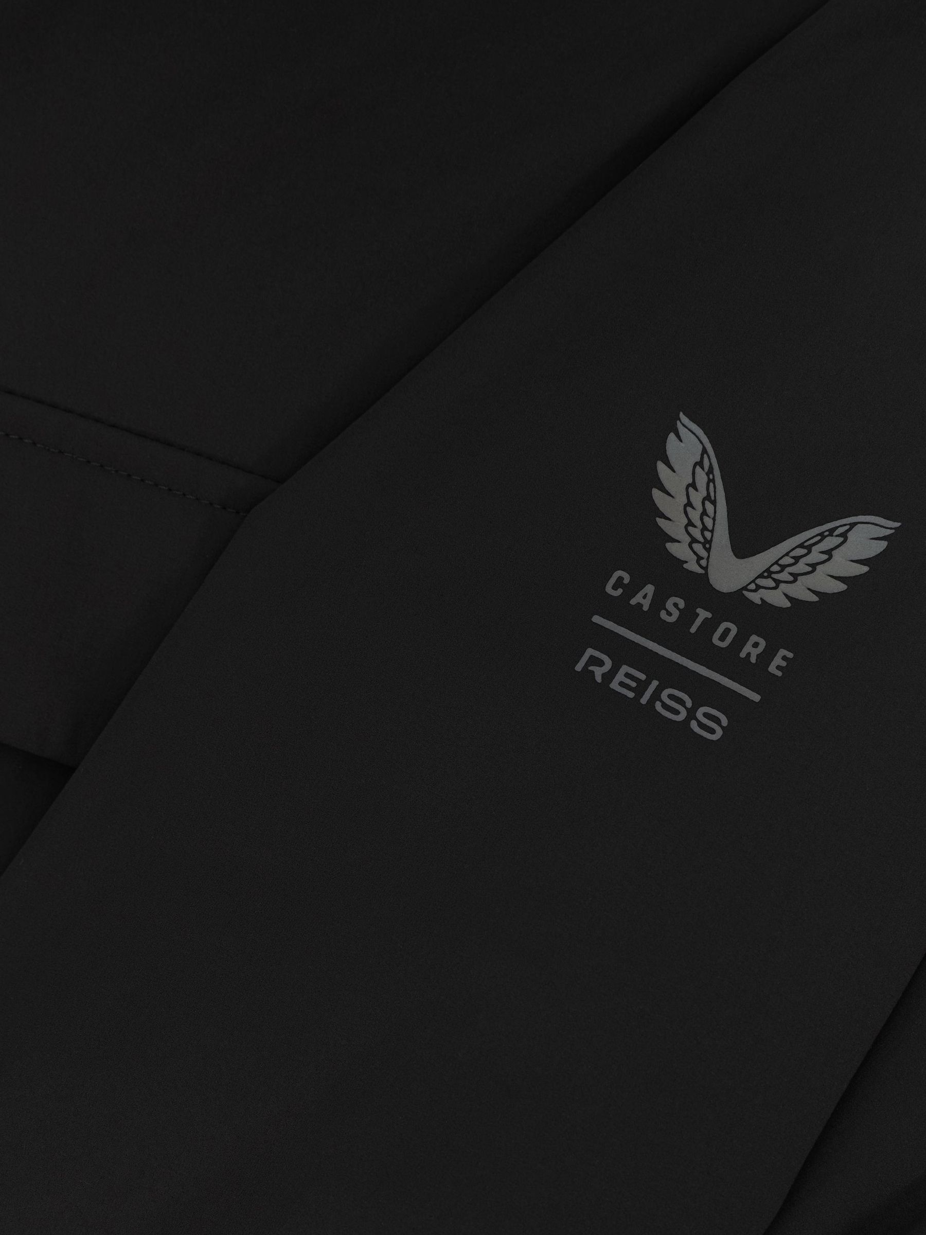 Reiss | Castore Insulated Twin-Pocket Jacket in Black - Image 7 de 9