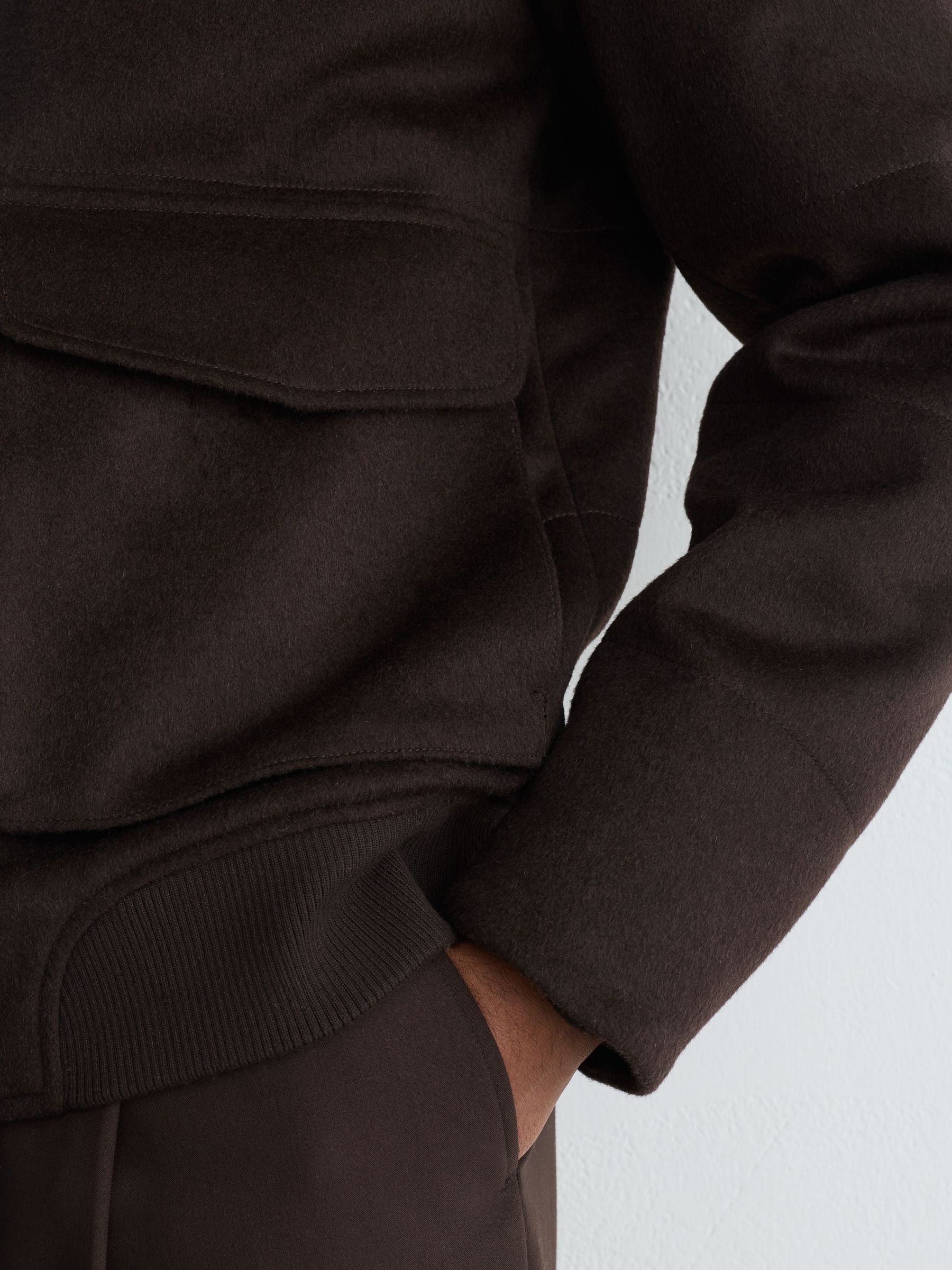 Wool-Blend Faux Fur-Collar Quilted Jacket in Dark Brown - Image 4 de 7