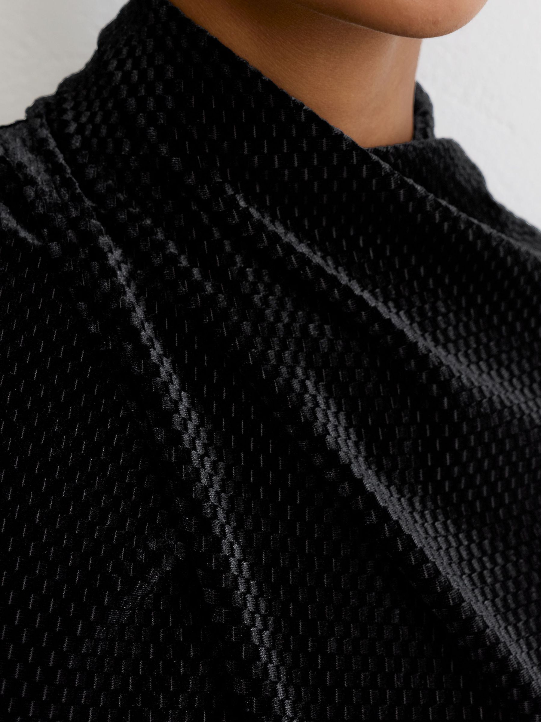 Robe noire - Image 4 de 8