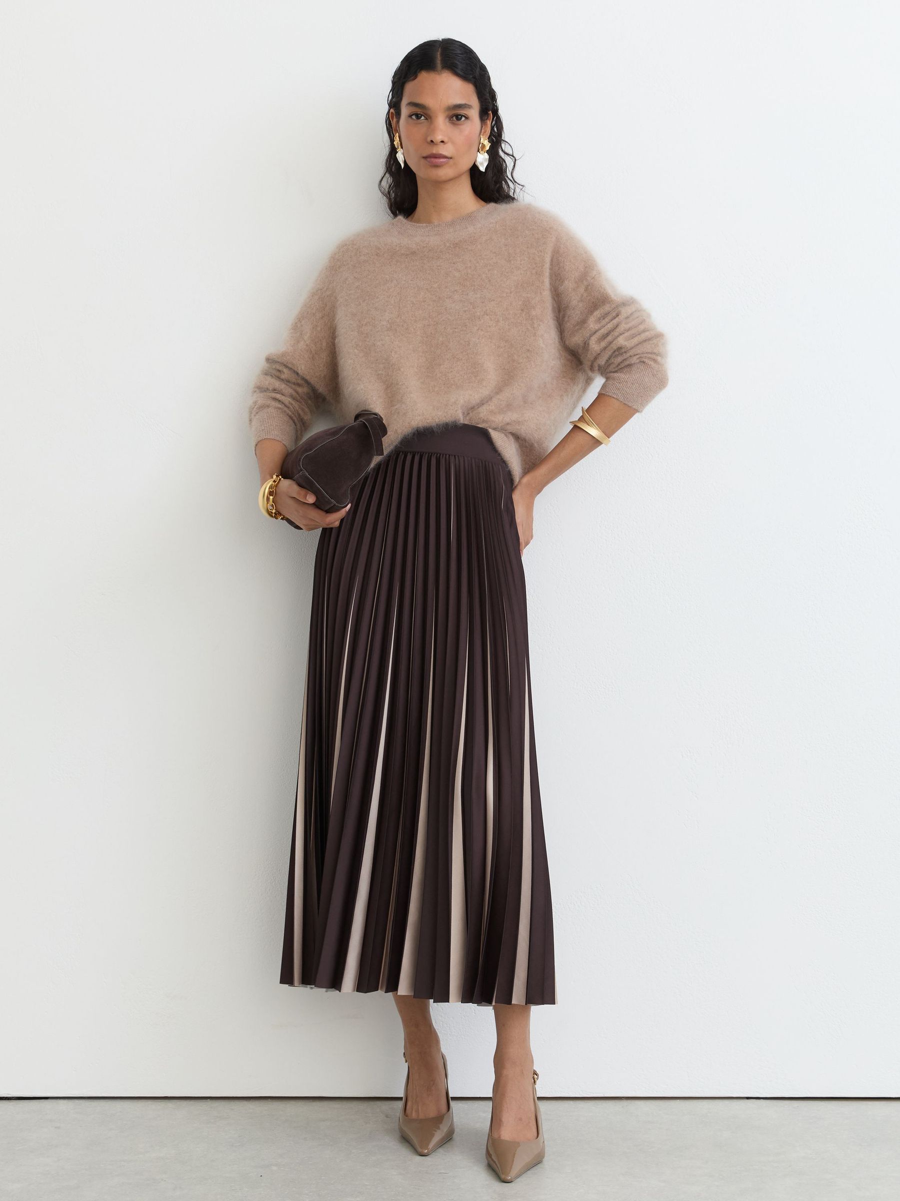 Contrast Pleated Midi Skirt in Grape Burgundy/Neutral - Image 4 of 7