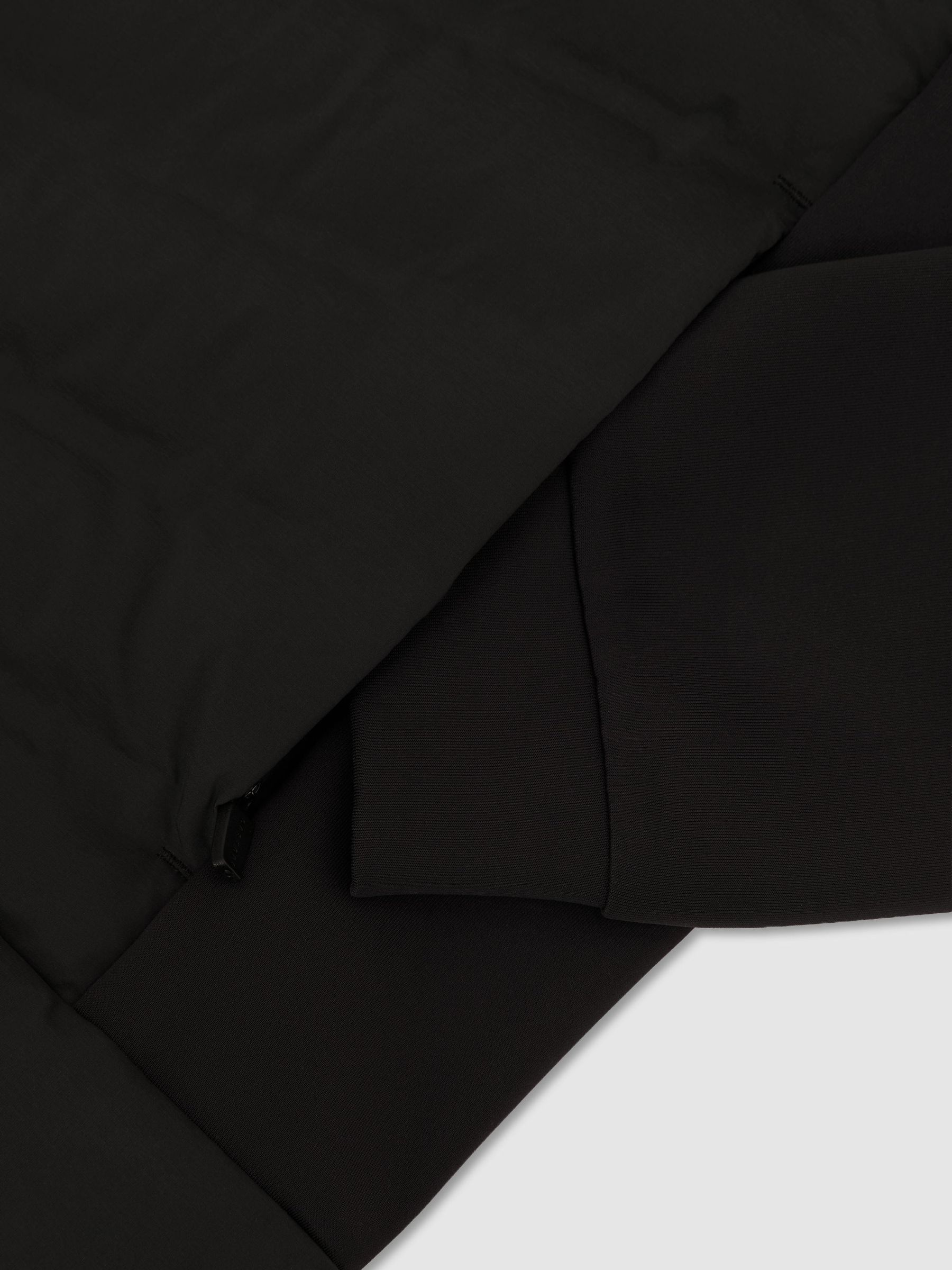 Reiss | Castore Hybrid Quilted Jacket in Black - Image 9 of 10