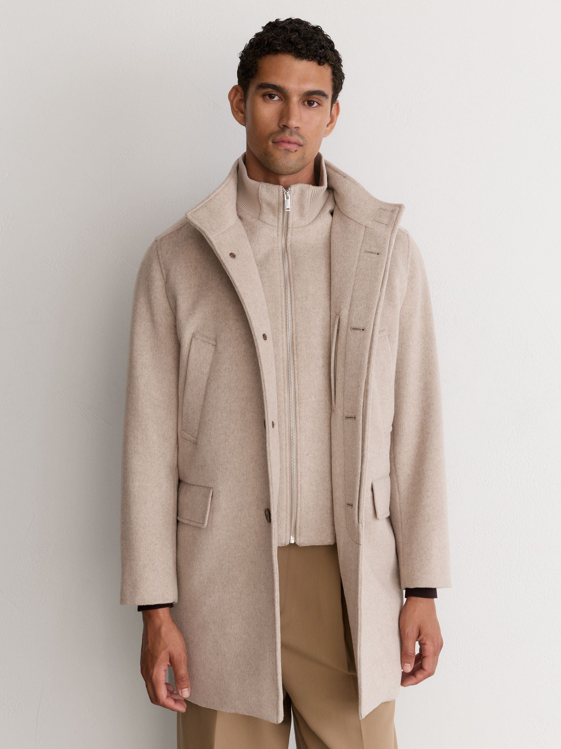 Wool-Blend Gilet-Insert Single-Breasted Coat in Oatmeal - Image 5 of 9