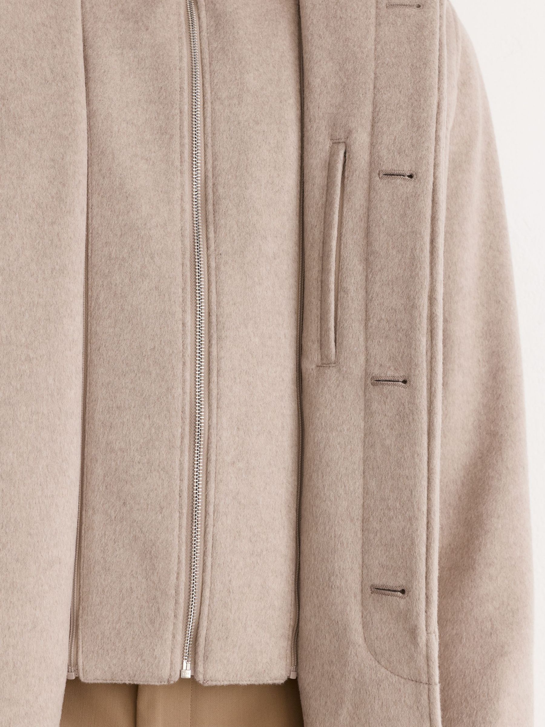 Wool-Blend Gilet-Insert Single-Breasted Coat in Oatmeal - Image 8 of 9