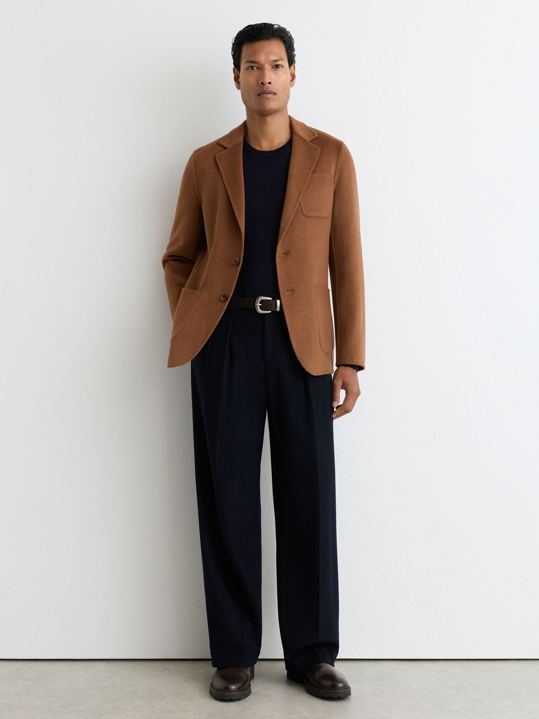 Wool-Blend Blind-Seam Single-Breasted Blazer in Tobacco Brown - Image 3 of 7