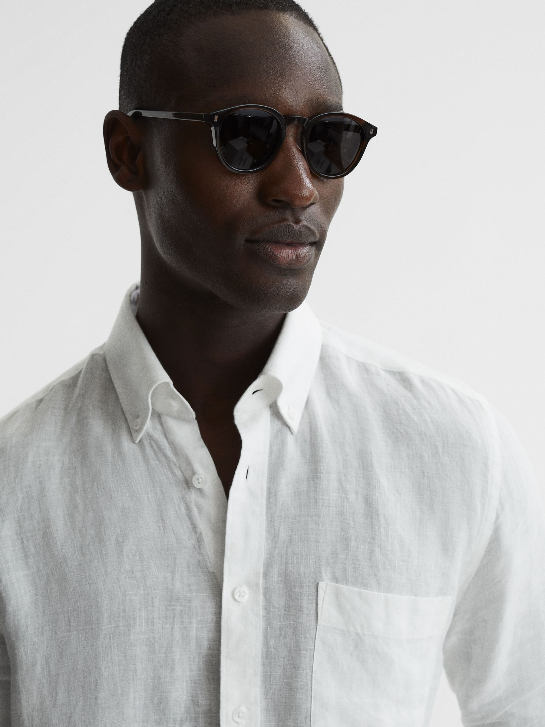 Regular Fit Button Down Linen Shirt in White - Image 6 of 7