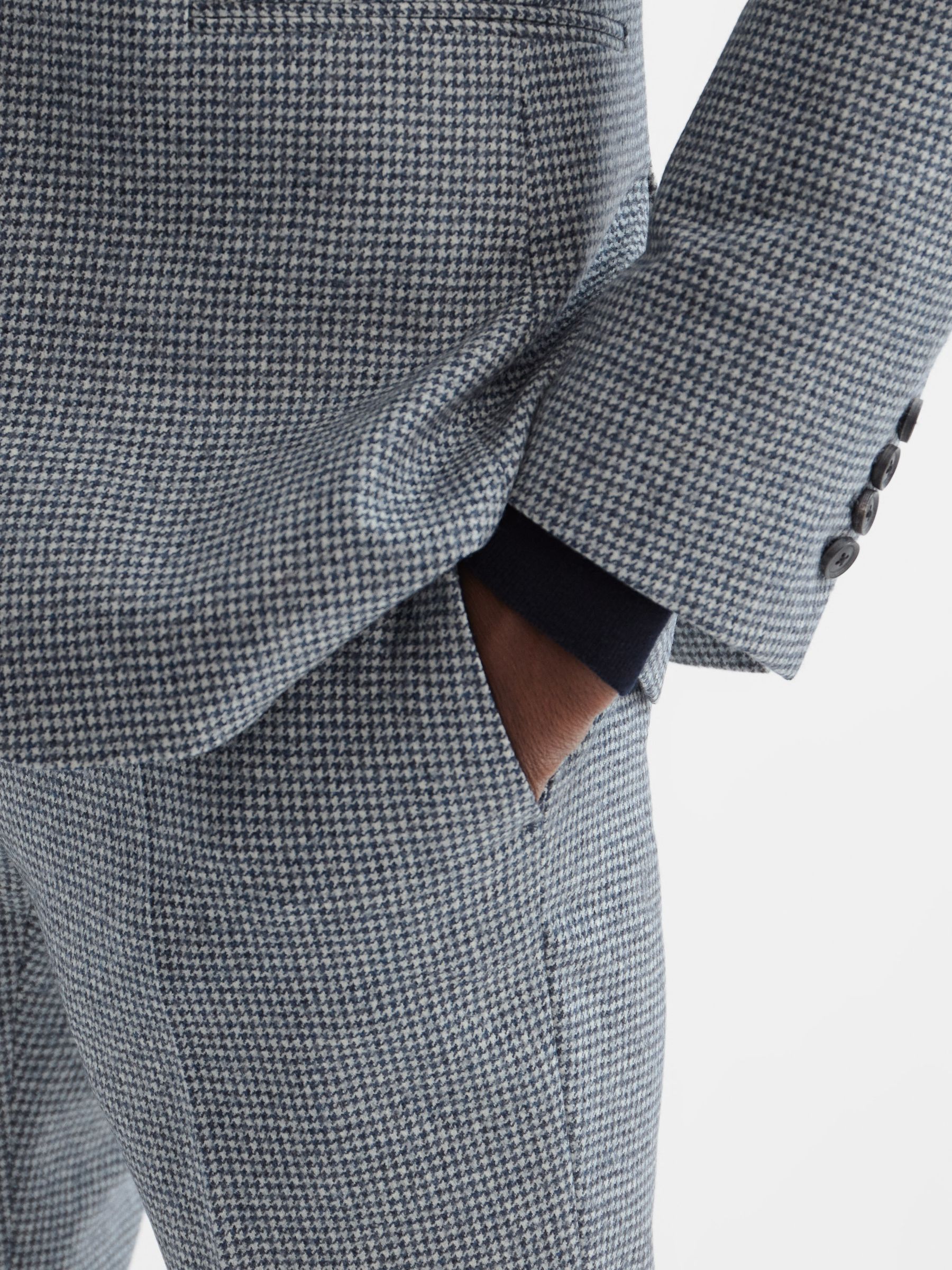 Single Breasted Wool Slim Fit Blazer in Blue - Image 6 of 7