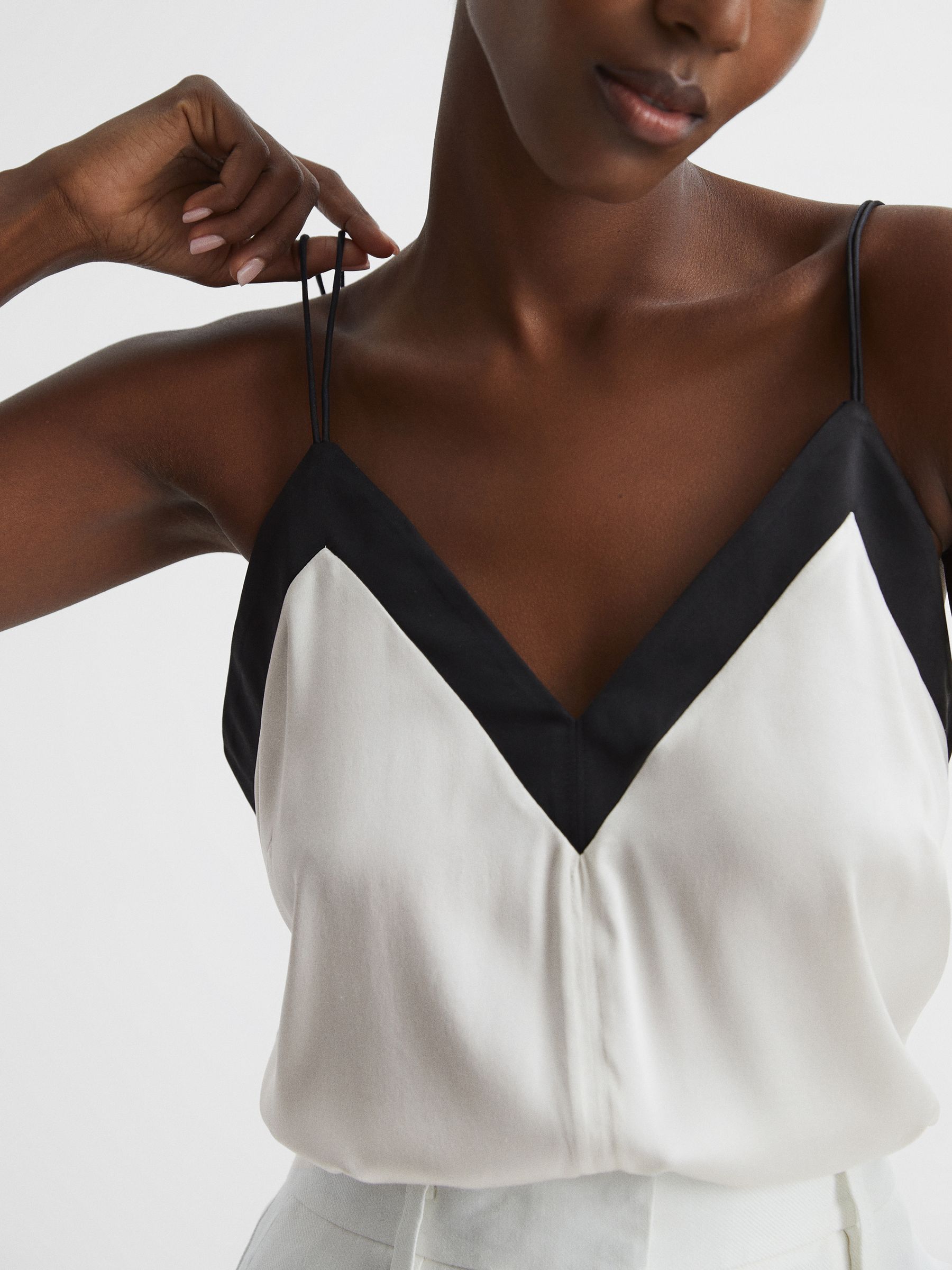 Silk Blend Colourblock Vest in Ivory/Black - Image 4 of 7