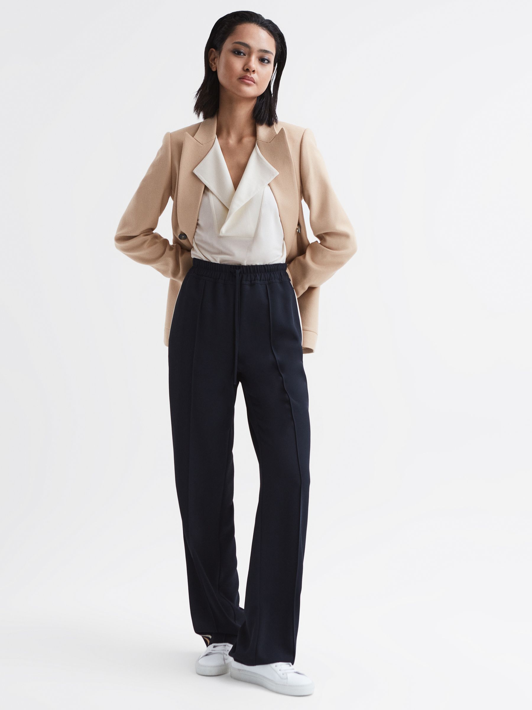 V-Neck Short Sleeve Top in Cream - Image 6 of 6