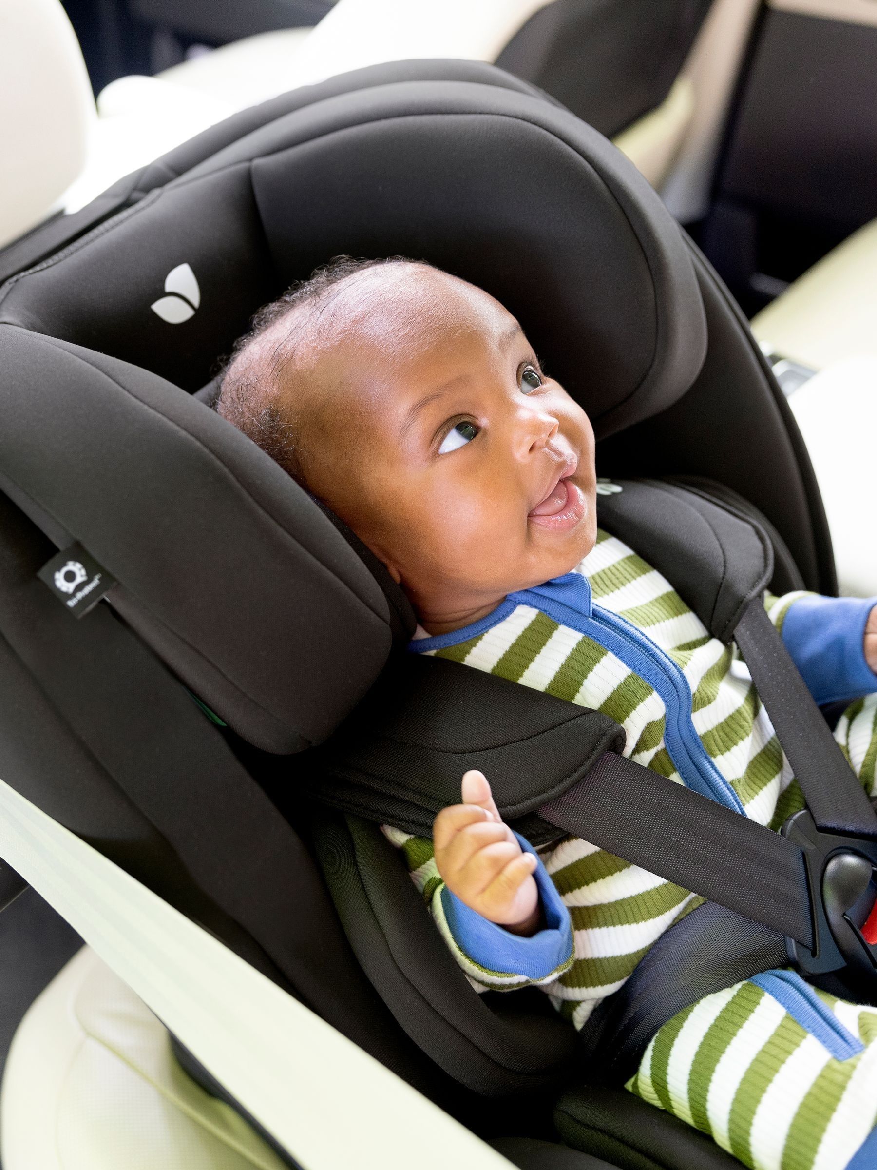 Joie Black Shale Every Stage R129 Car Seat - Image 7 of 7