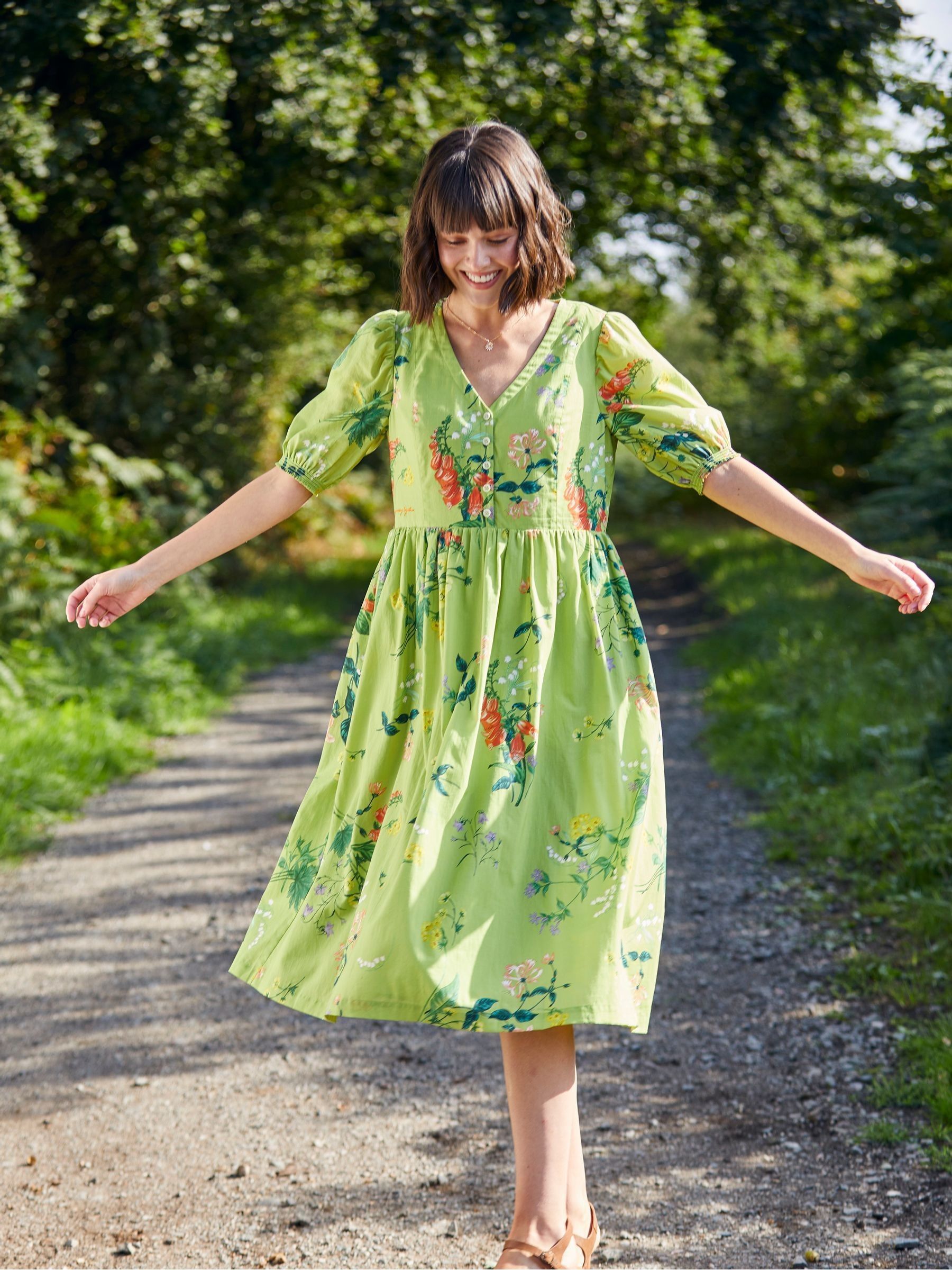 Green National Forest Fleur Floral Midi Dress - Image 2 of 4