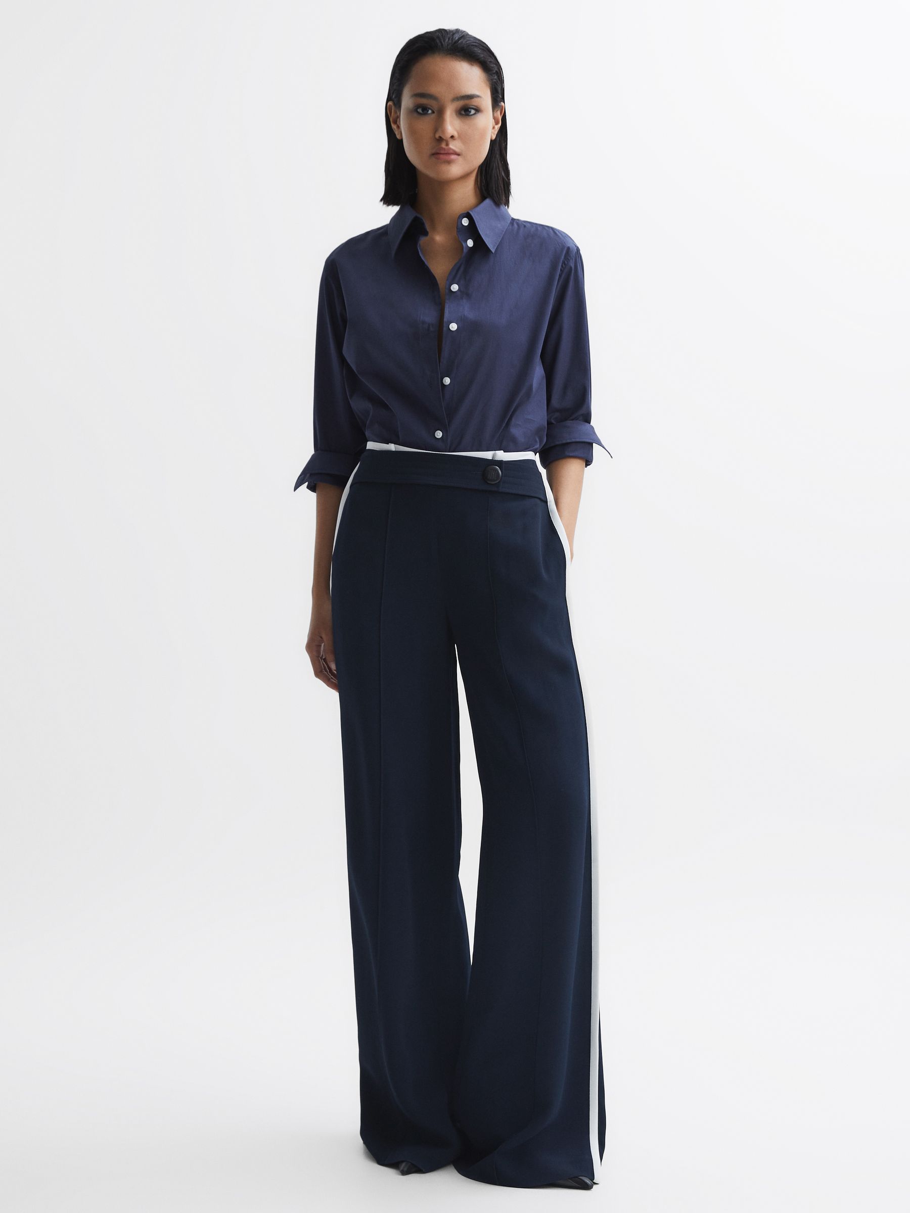 High Rise Wide Leg Trousers in Navy - Image 4 of 9