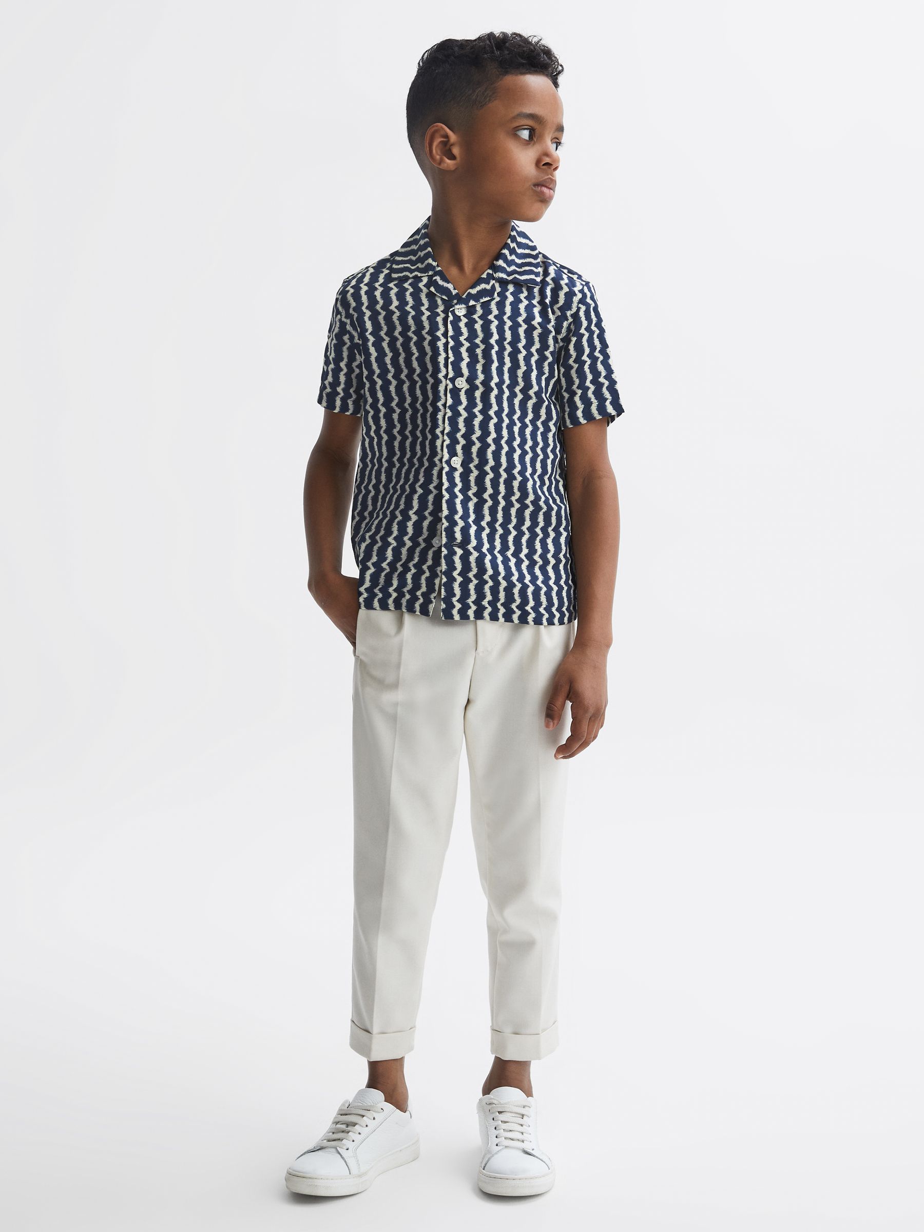 Junior Cuban Collar Printed Shirt in Navy - Image 3 of 6