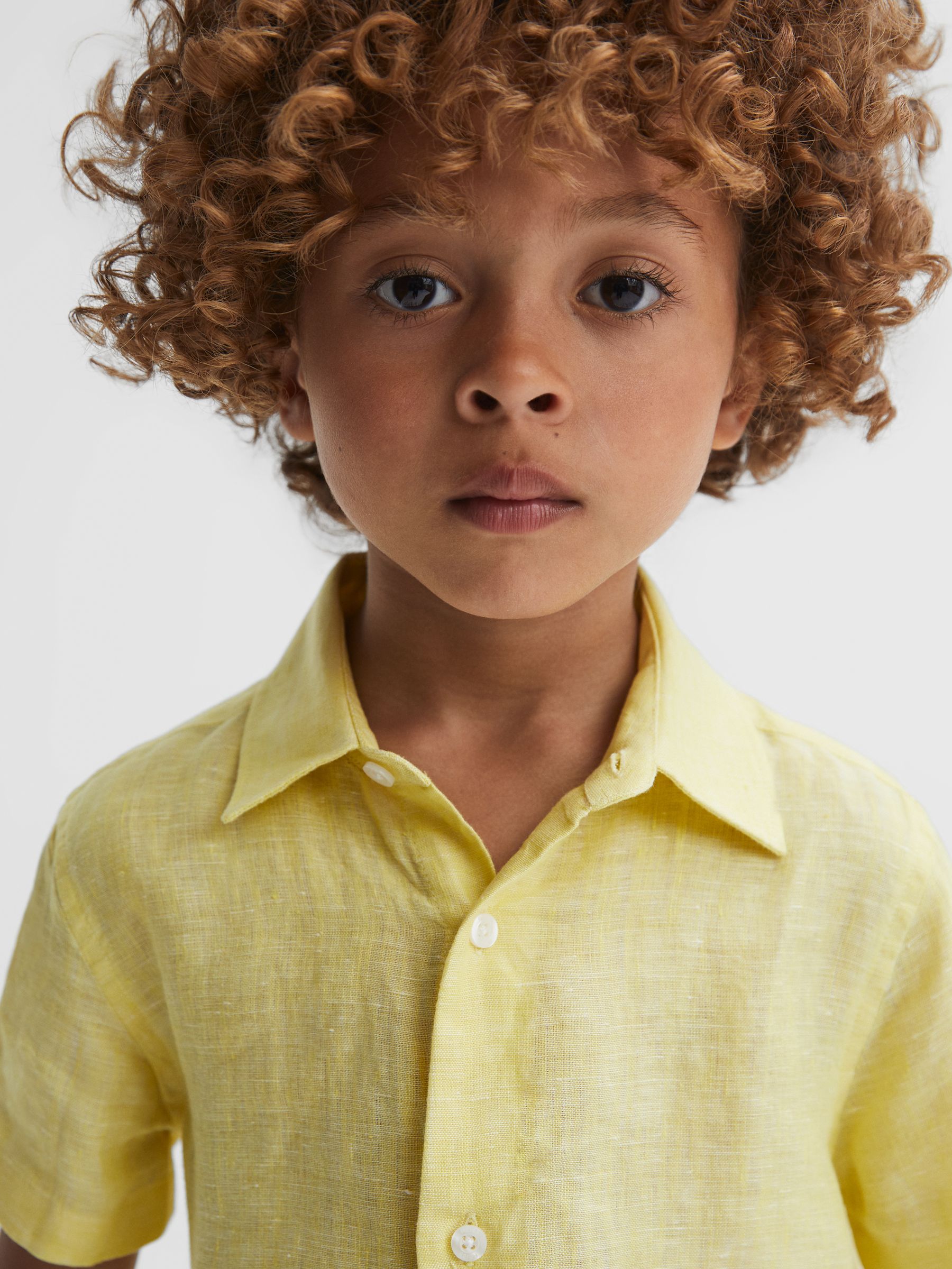 Short Sleeve Linen Shirt in Lemon - Image 4 of 6