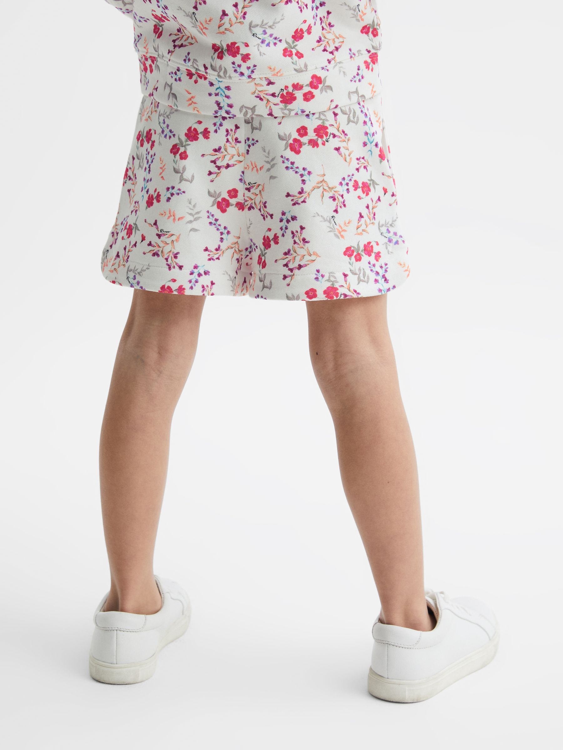 Relaxed Floral Printed Shorts in Pink Print - Image 5 of 6