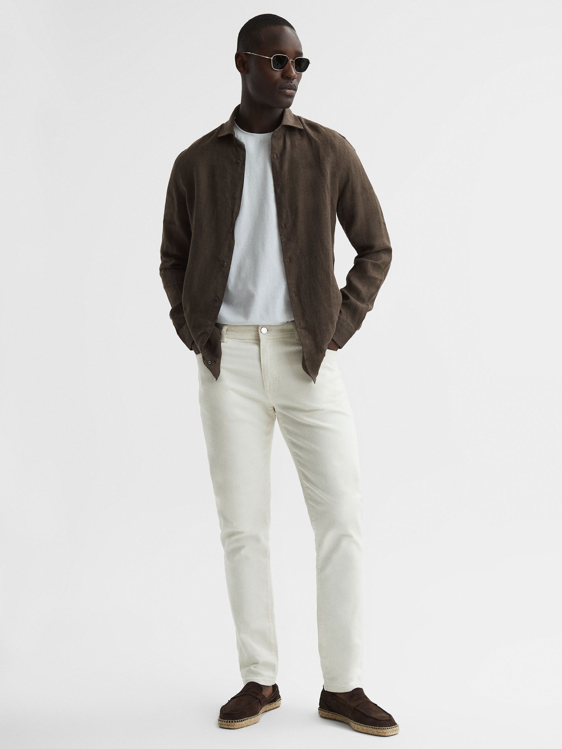 Linen Button-Through Shirt in Bitter Chocolate - Image 3 of 6