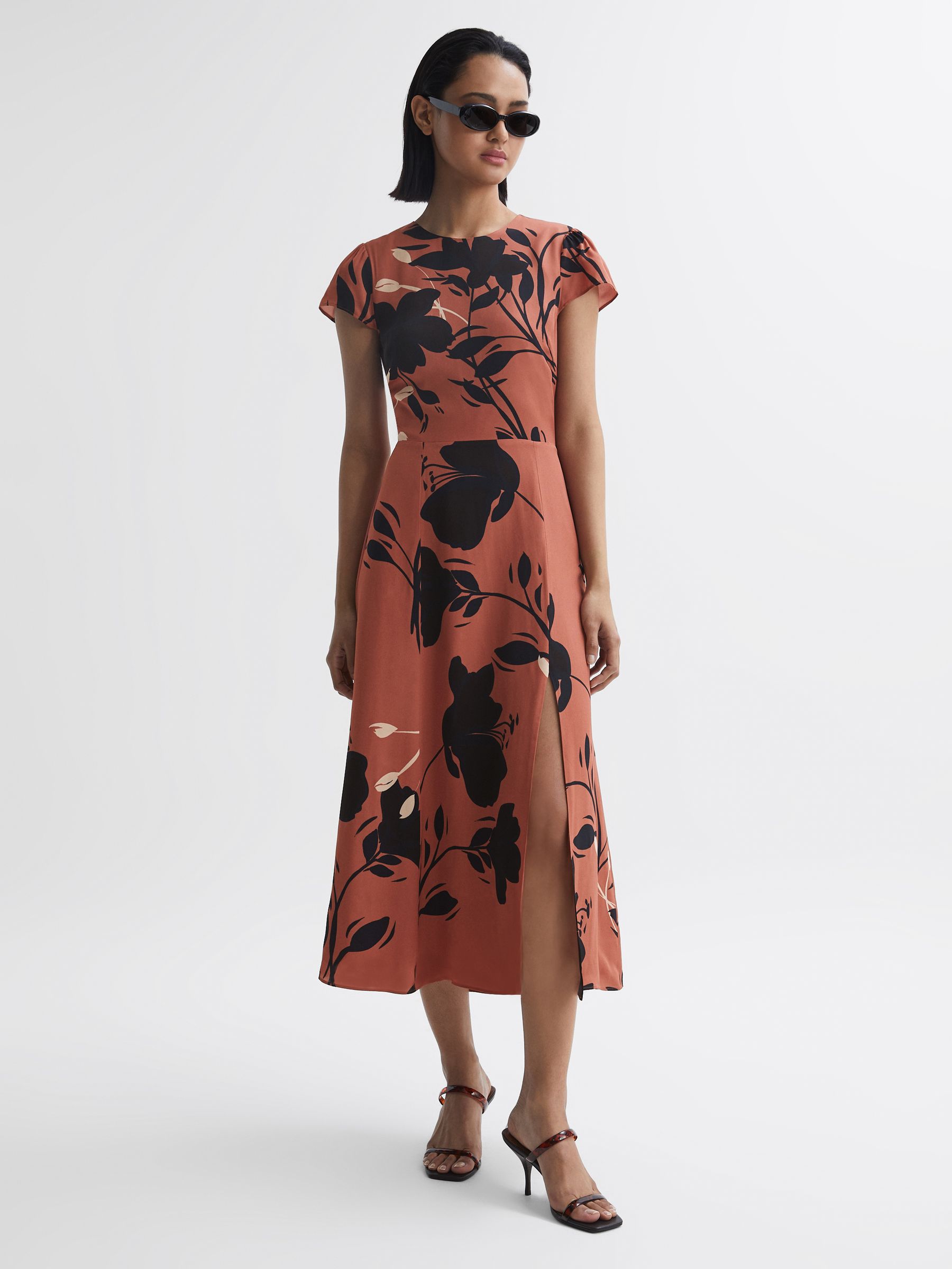 Floral Printed Midi Dress in Blush/Black - Image 3 of 5