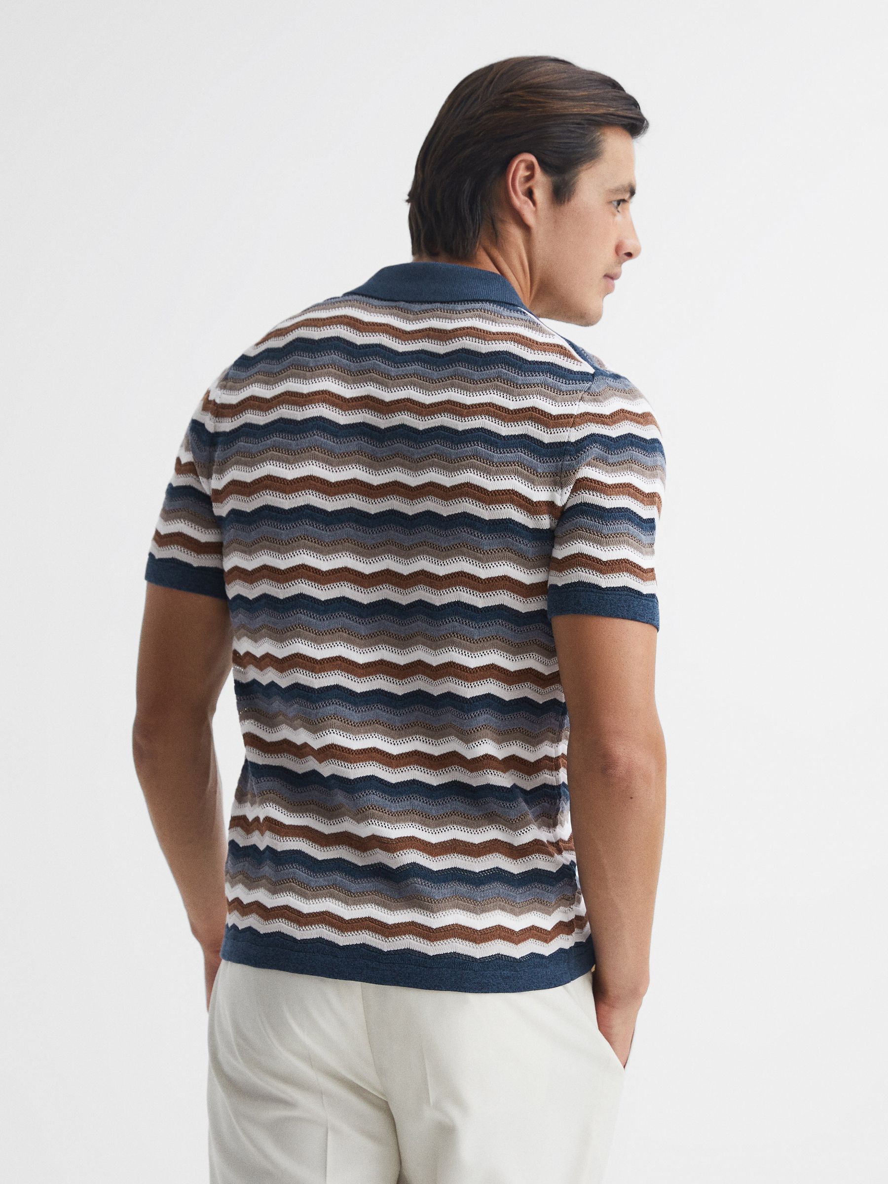 Cuban Collar Printed Shirt in Multi - Image 5 of 7