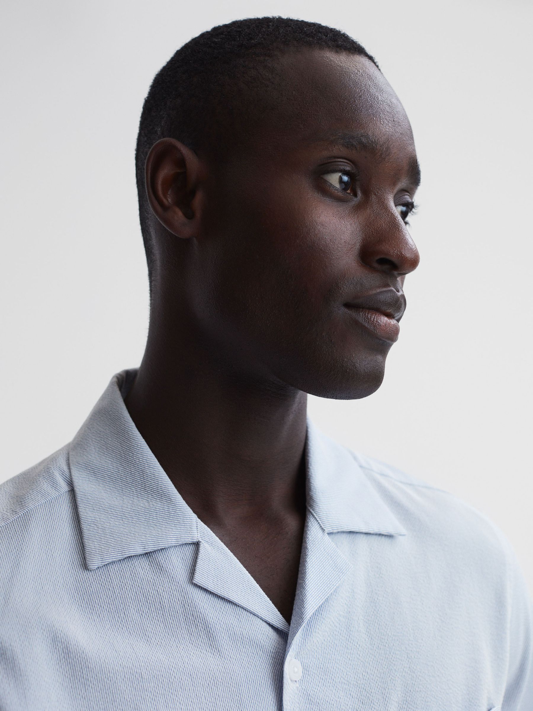 Cuban Collar Striped Short Sleeve Shirt in Blue/White - Image 4 of 6