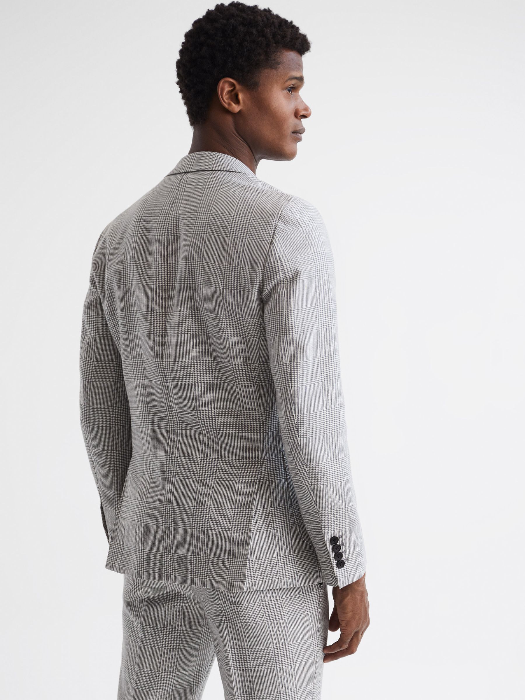 Single Breasted Prince of Wales Check Blazer in Grey - Image 5 of 8