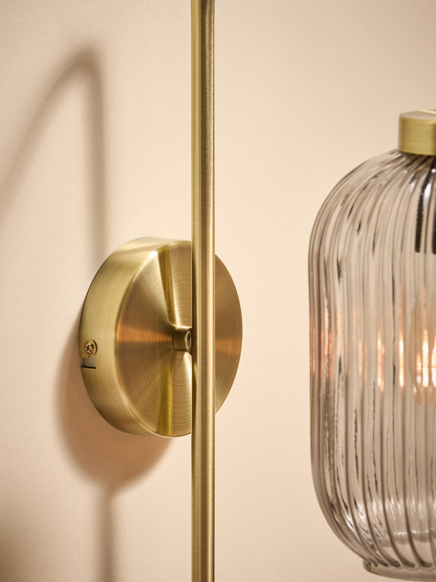 Briz Antique Brass Wall Lamp in Grey - Image 4 of 7