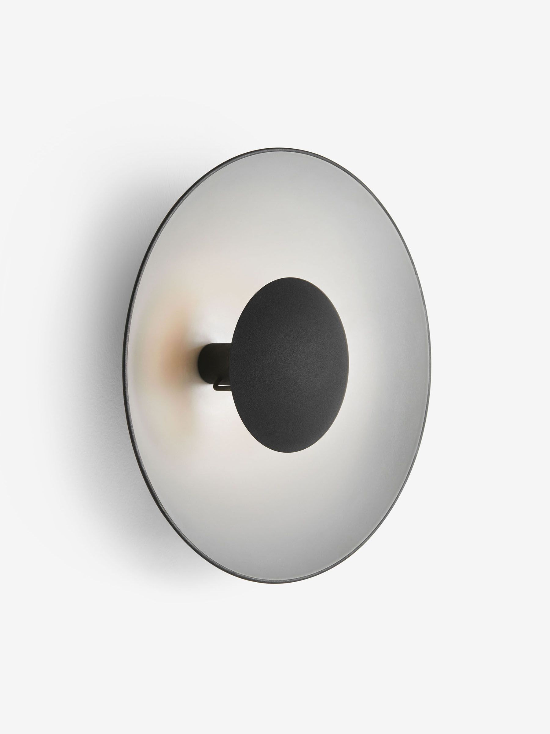Chicago Wall Lamp in Black/Silver - Image 2 of 3