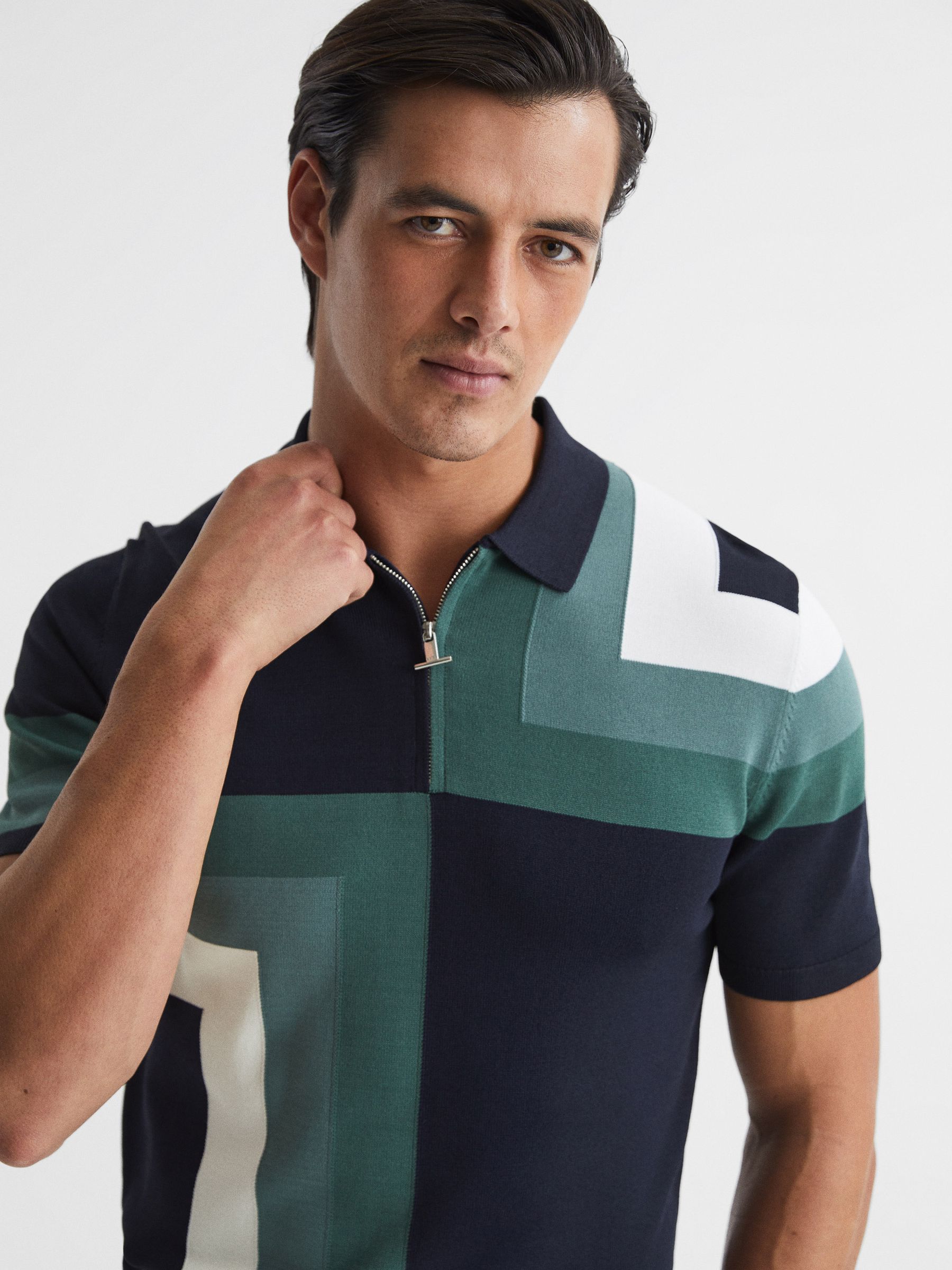 Slim Fit Short Sleeve Half Zip Colourblock Polo Shirt in Navy - Image 4 of 7