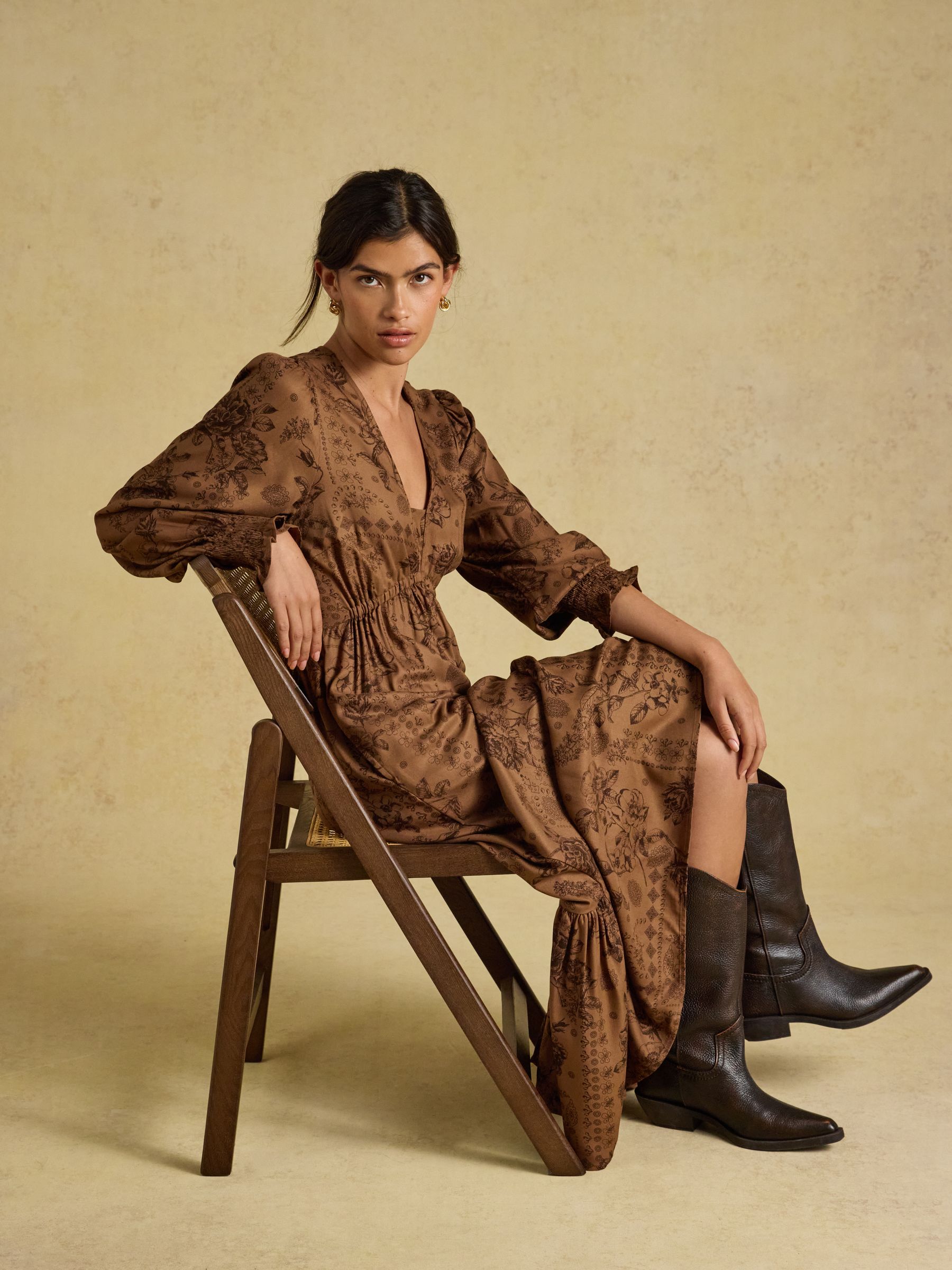 Etta Tan Brown Floral V Neck Dress - Image 4 of 8