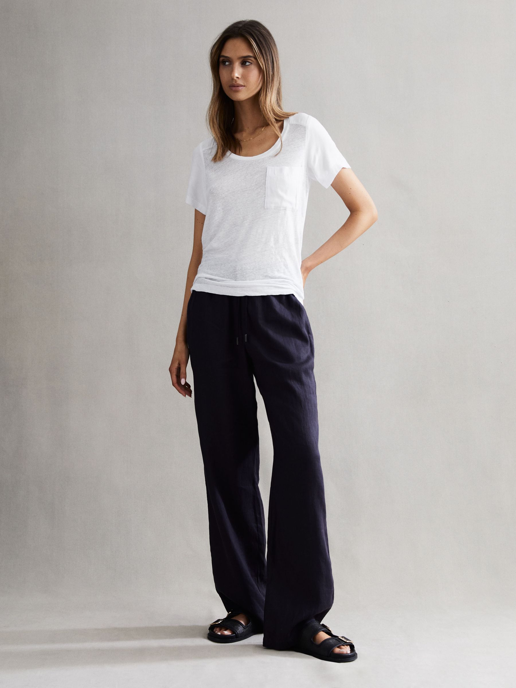 Woven Linen Short Sleeve T-Shirt in White - Image 3 of 4