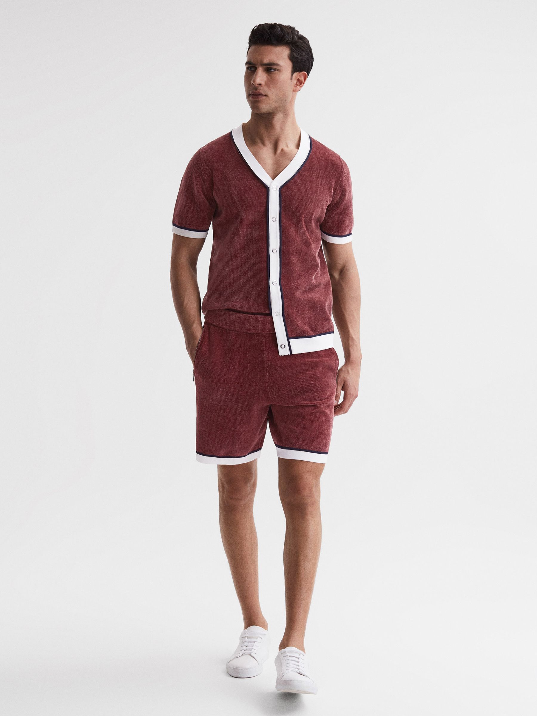 Relaxed Fit Elasticated Chenille Shorts in Rust - Image 3 of 5