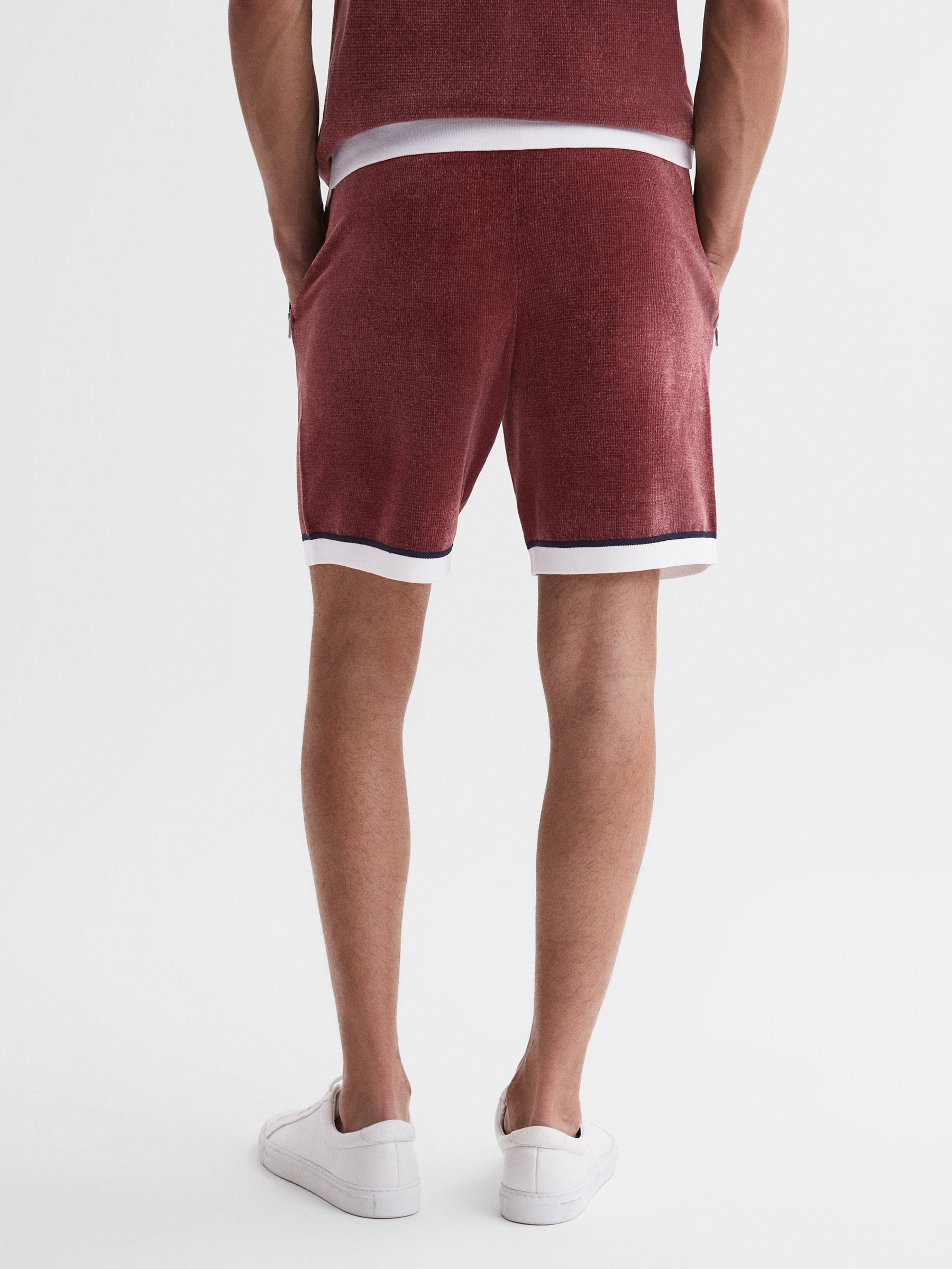 Relaxed Fit Elasticated Chenille Shorts in Rust - Image 5 of 5