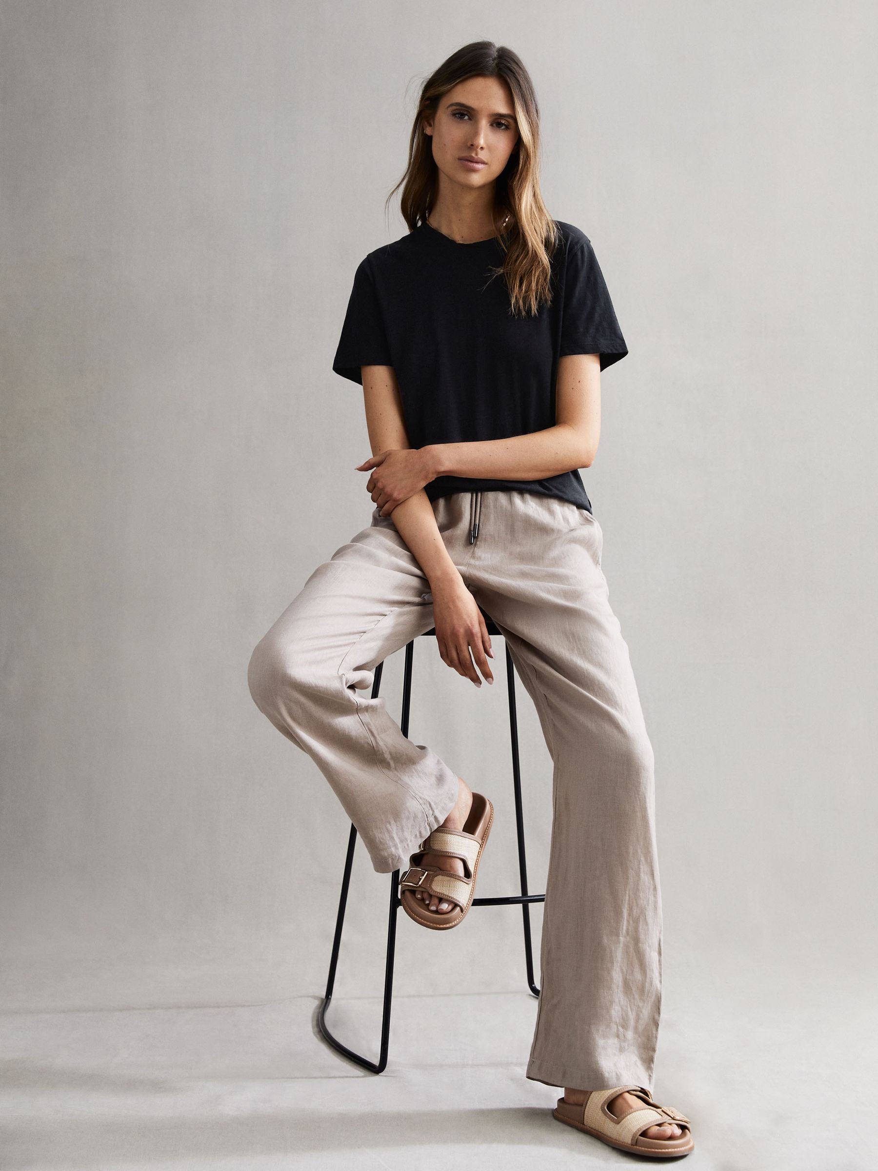 Slub Cotton T-Shirt in Black - Image 5 of 6