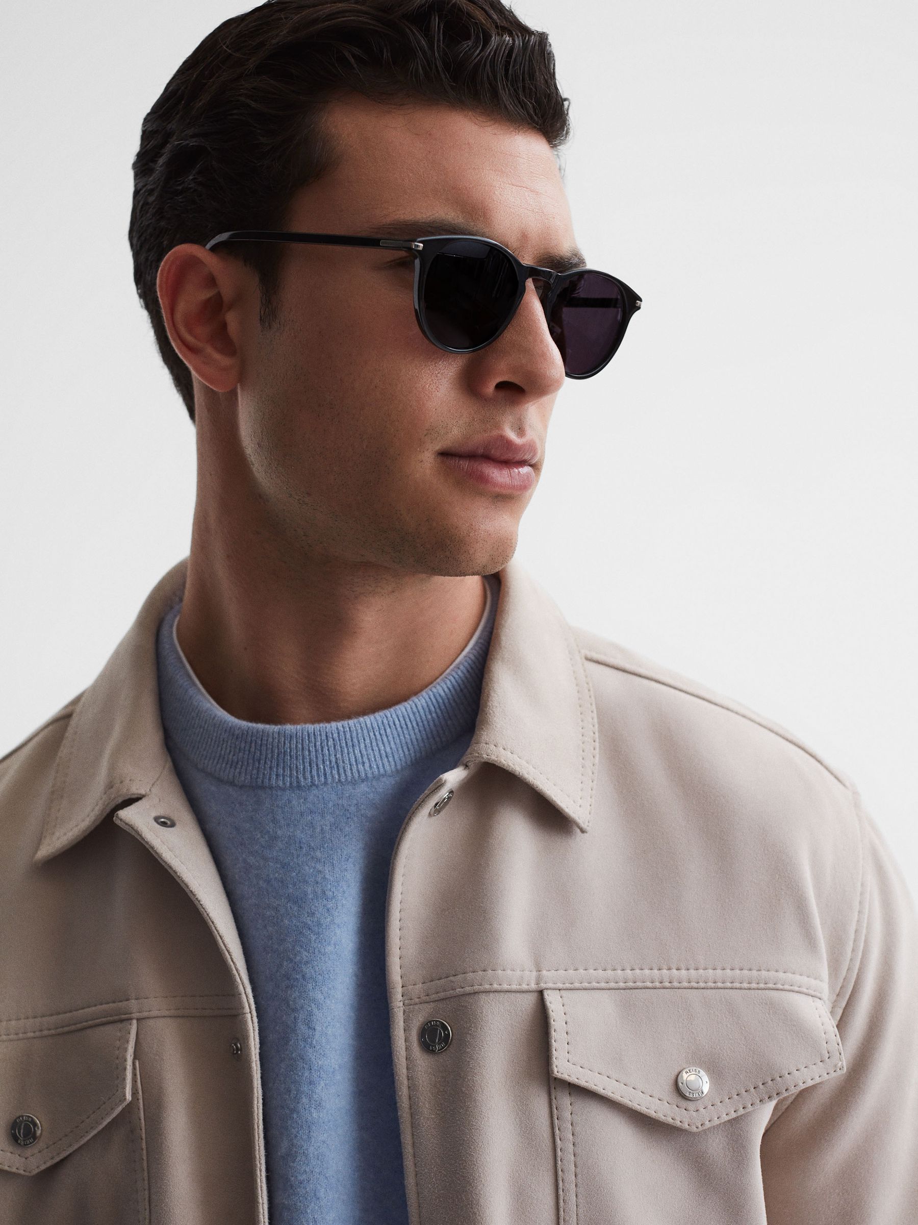 Paige Round Acetate Frame Sunglasses in Black - Image 3 of 5