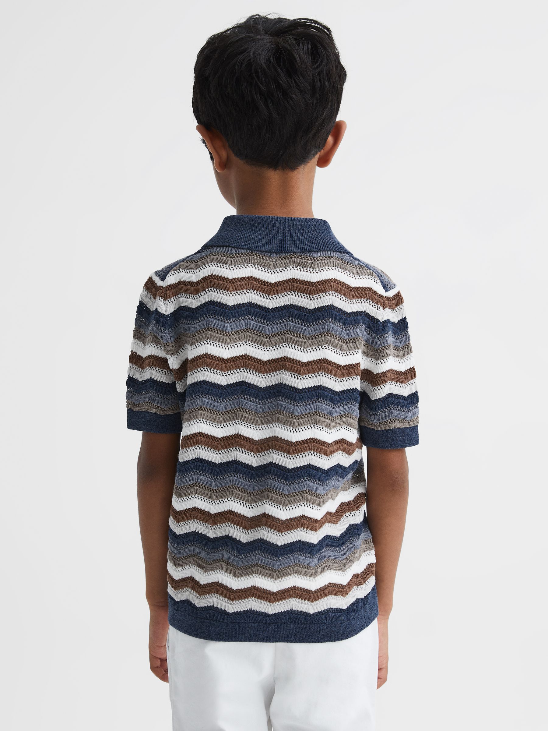 Junior Cuban Collar Printed Shirt in Multi - Image 5 of 6