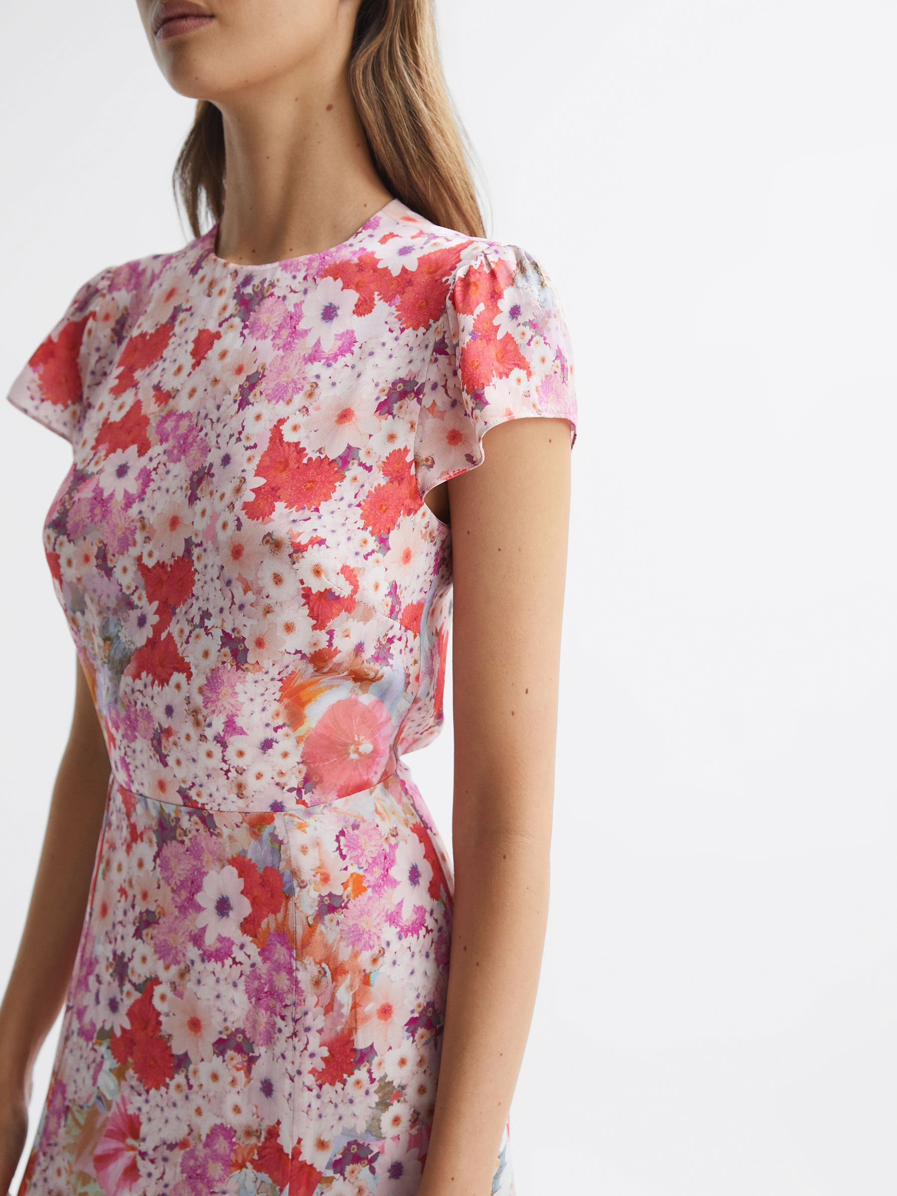 Reiss Floral Print Midi Dress in Pink - REISS