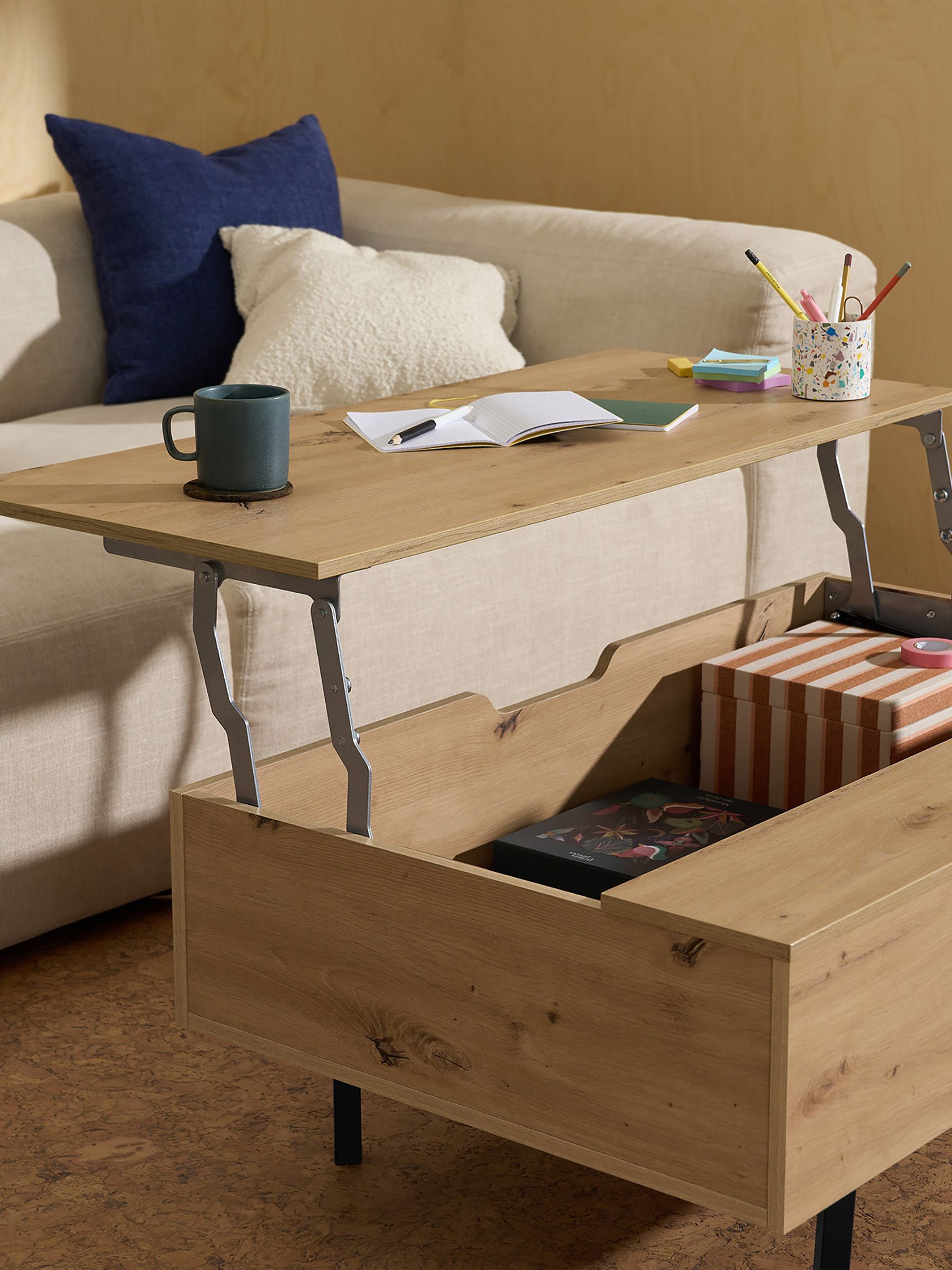 Damien Lift Top Coffee Table in Distressed Oak Effect - Image 2 of 4