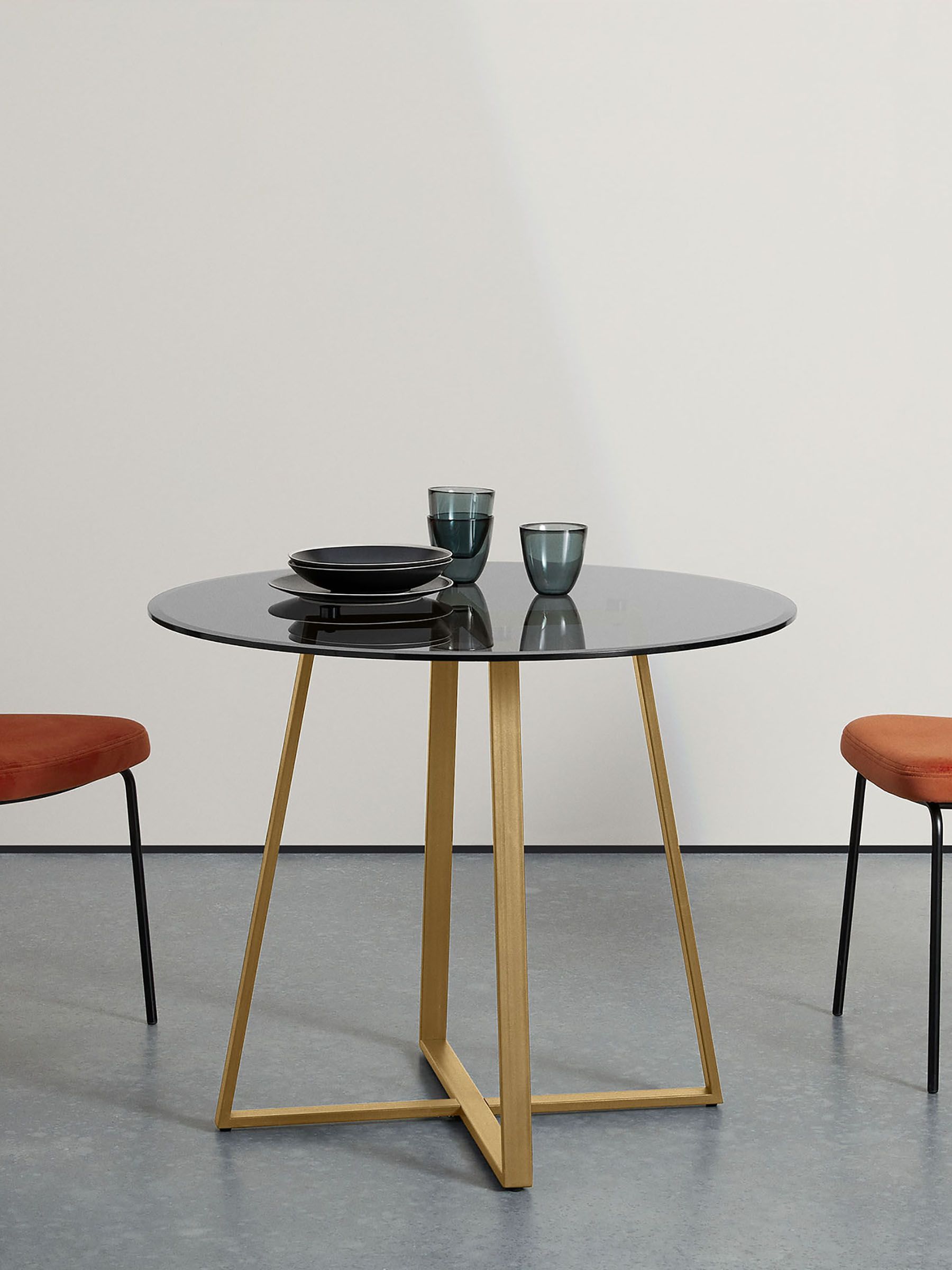 Haku Seater Round Dining Table in Brass Smoked Glass Made