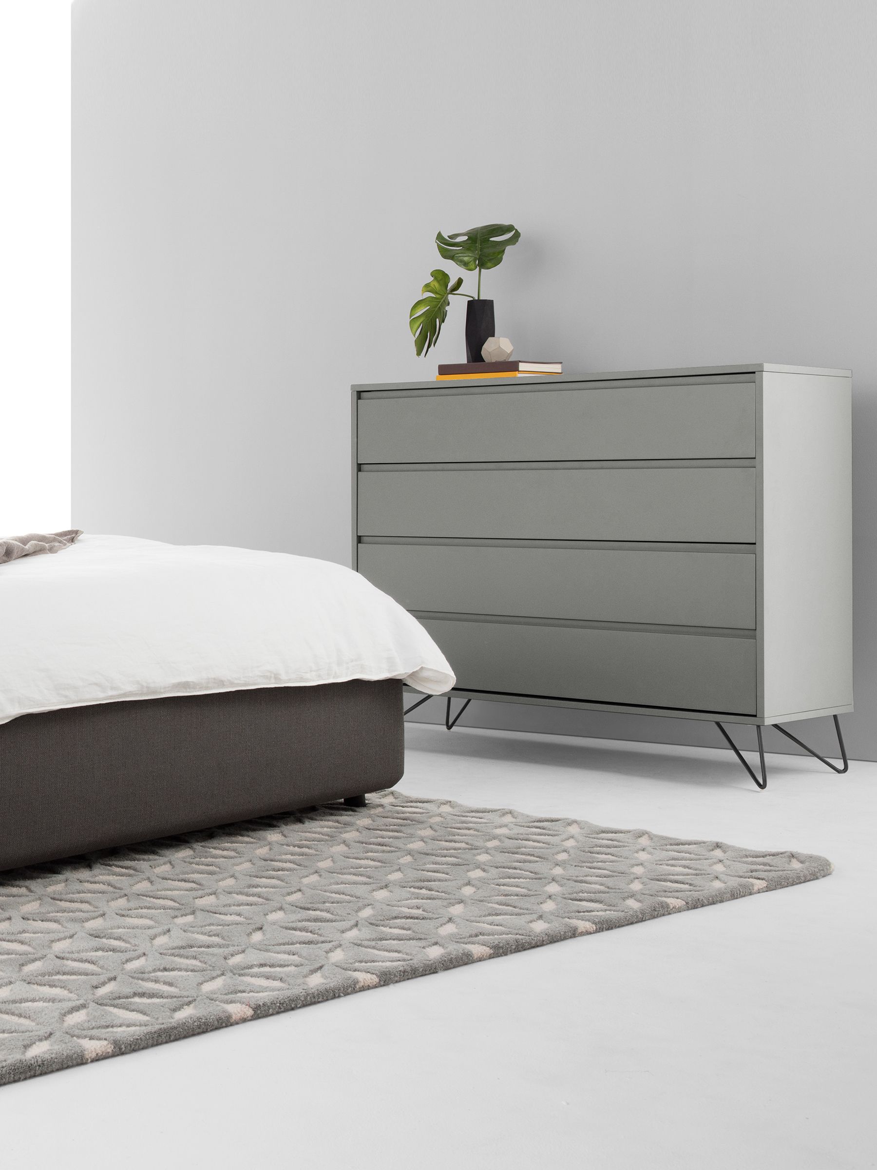 Elona Chest of Drawers in Grey - Image 2 of 5 Elona Chest of Drawers in Grey - Image 2 of 5