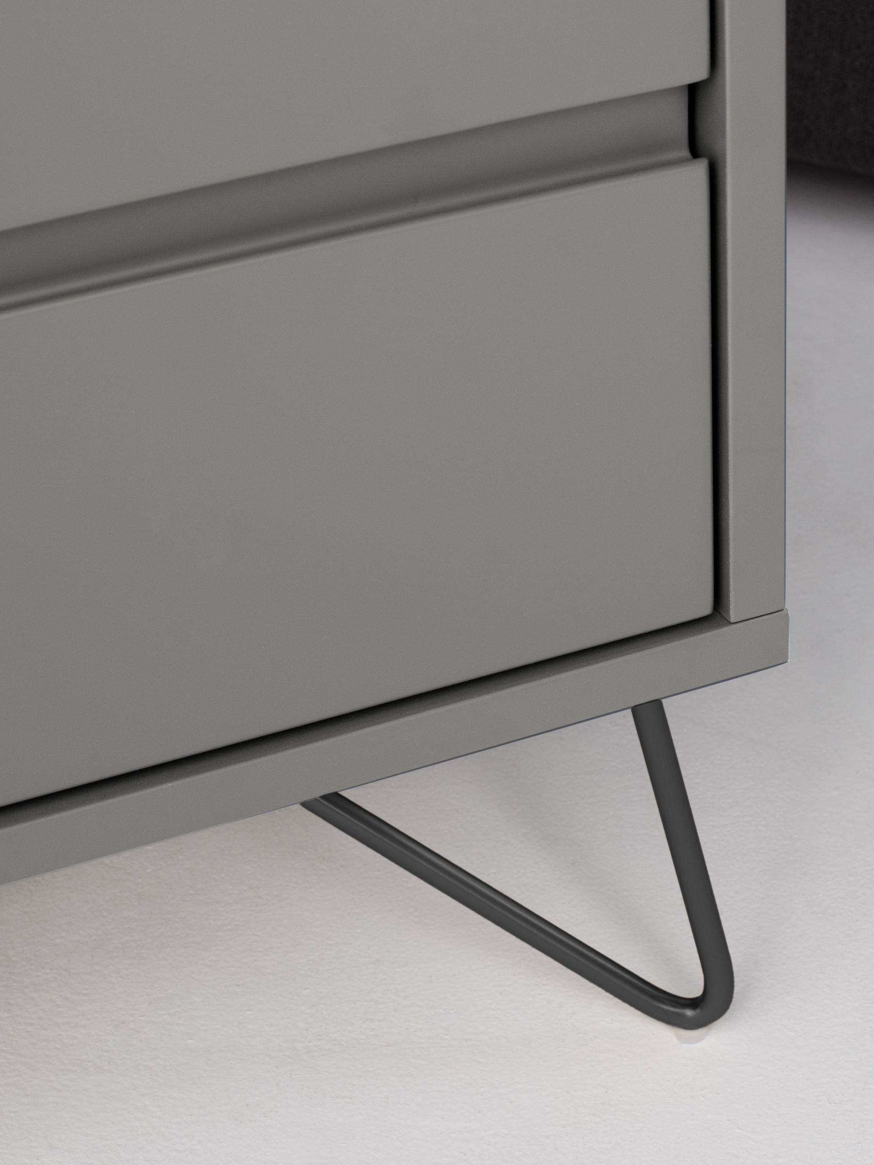 Elona Chest of Drawers in Grey - Image 4 of 5