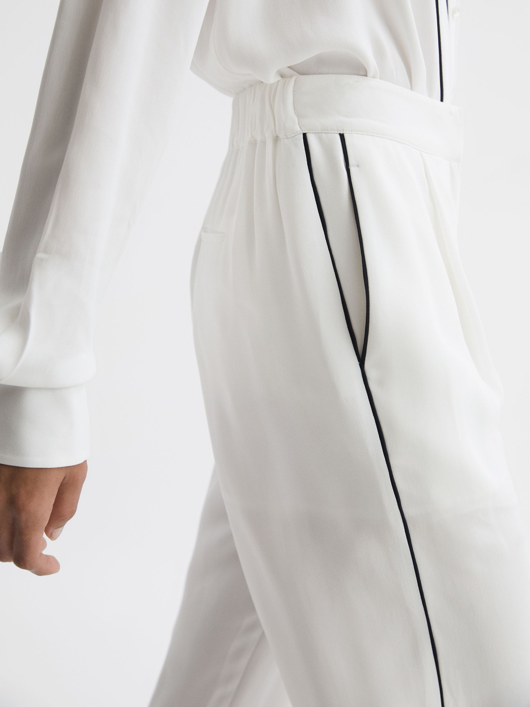 Mid Rise Wide Leg Trousers in Ivory - Image 4 of 7