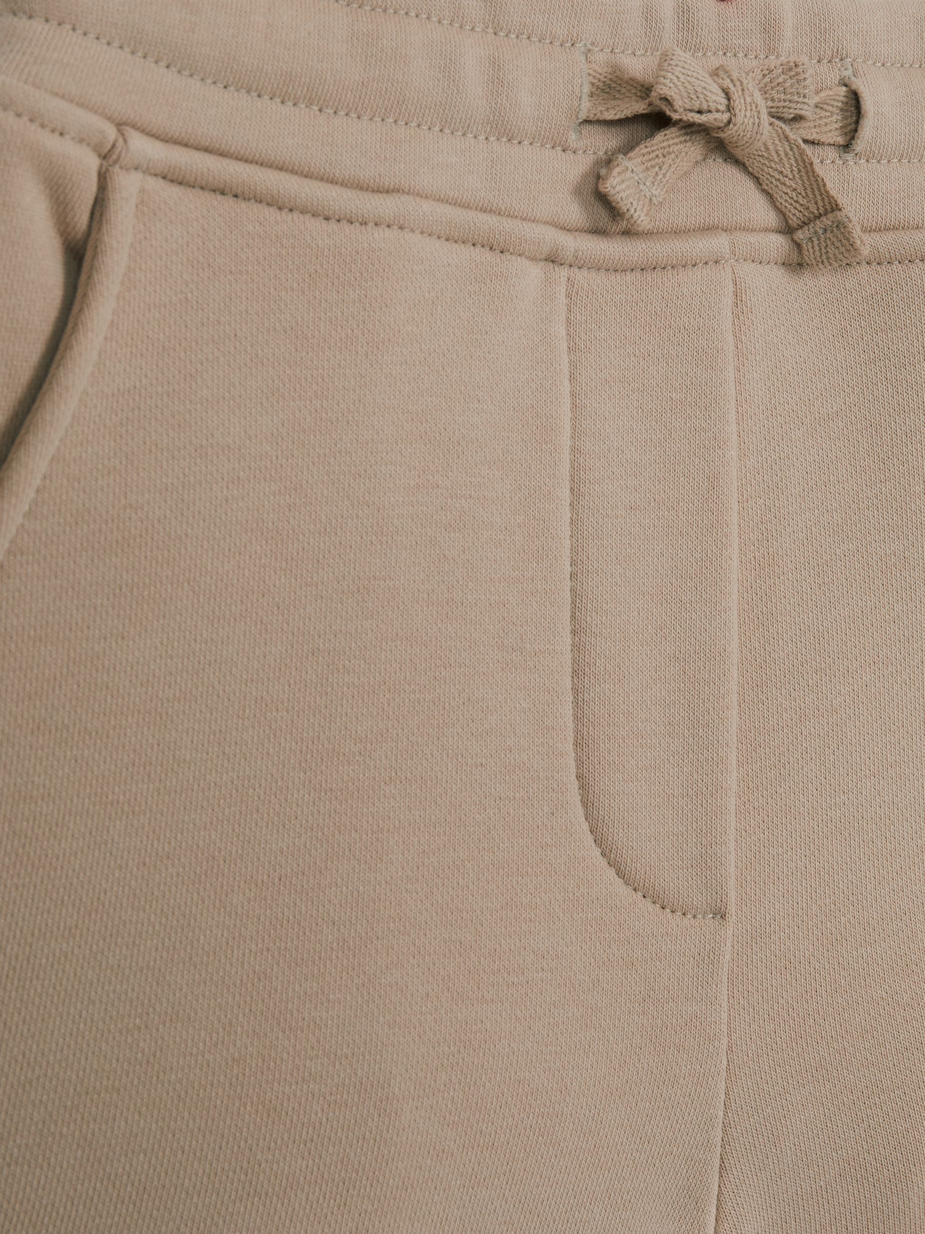 Senior Set - Sweatshirt and Shorts in Camel - Image 9 of 9