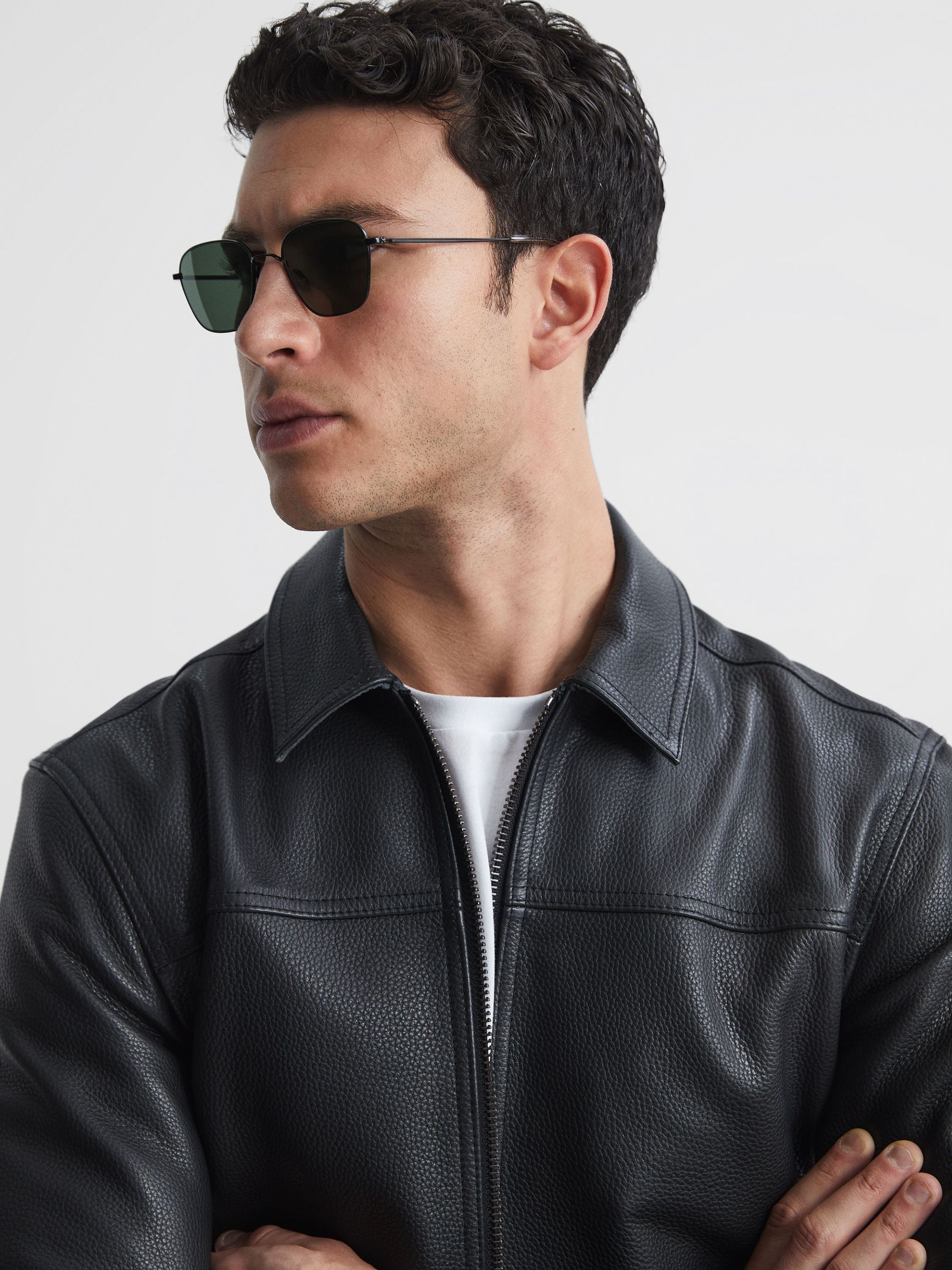 Monokel Eyewear Squared Sunglasses in Black - Image 2 of 4 Monokel Eyewear Squared Sunglasses in Black - Image 2 of 4