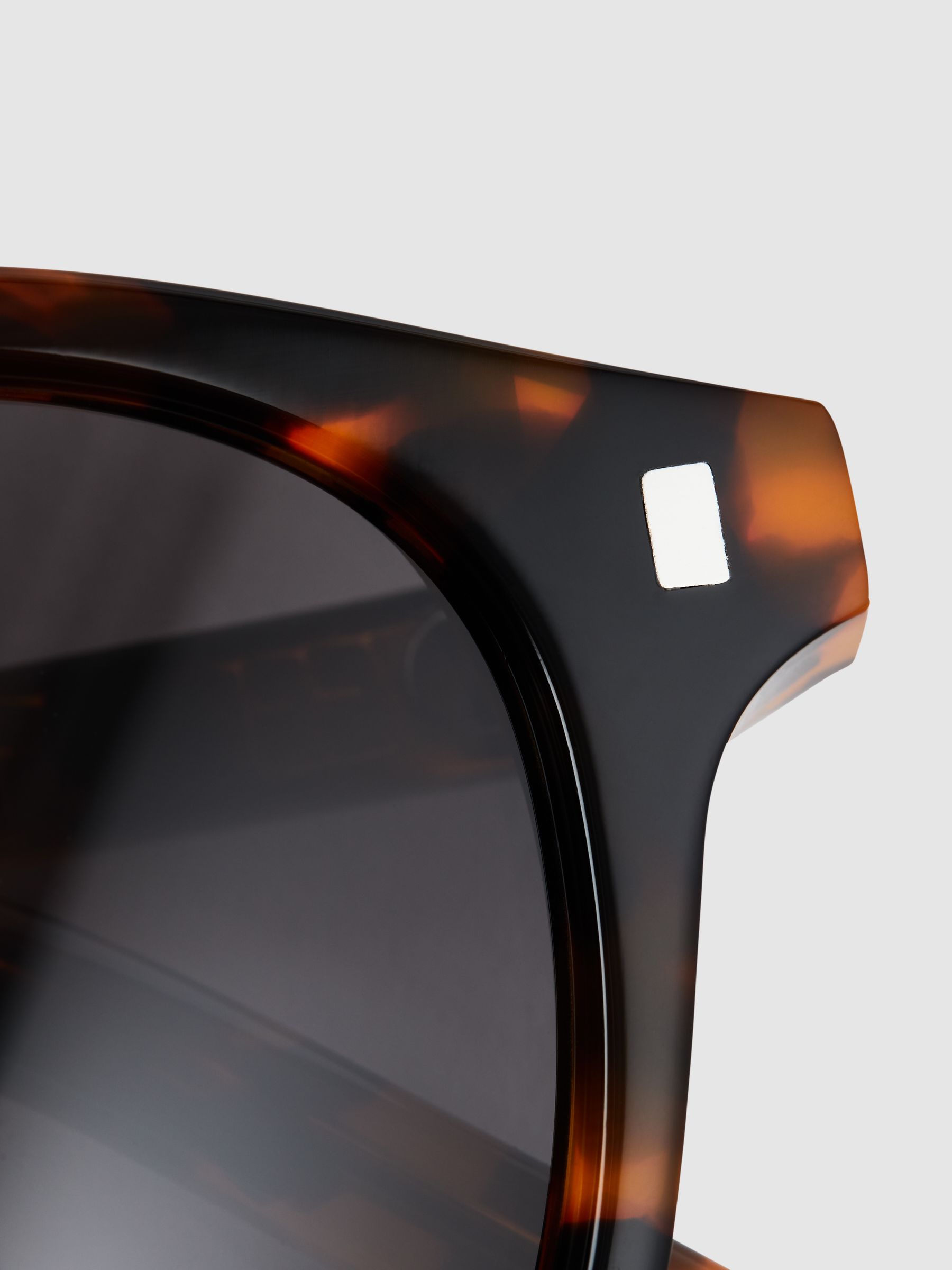 Monokel Eyewear Round Sunglasses in Tortoise - Image 4 of 4