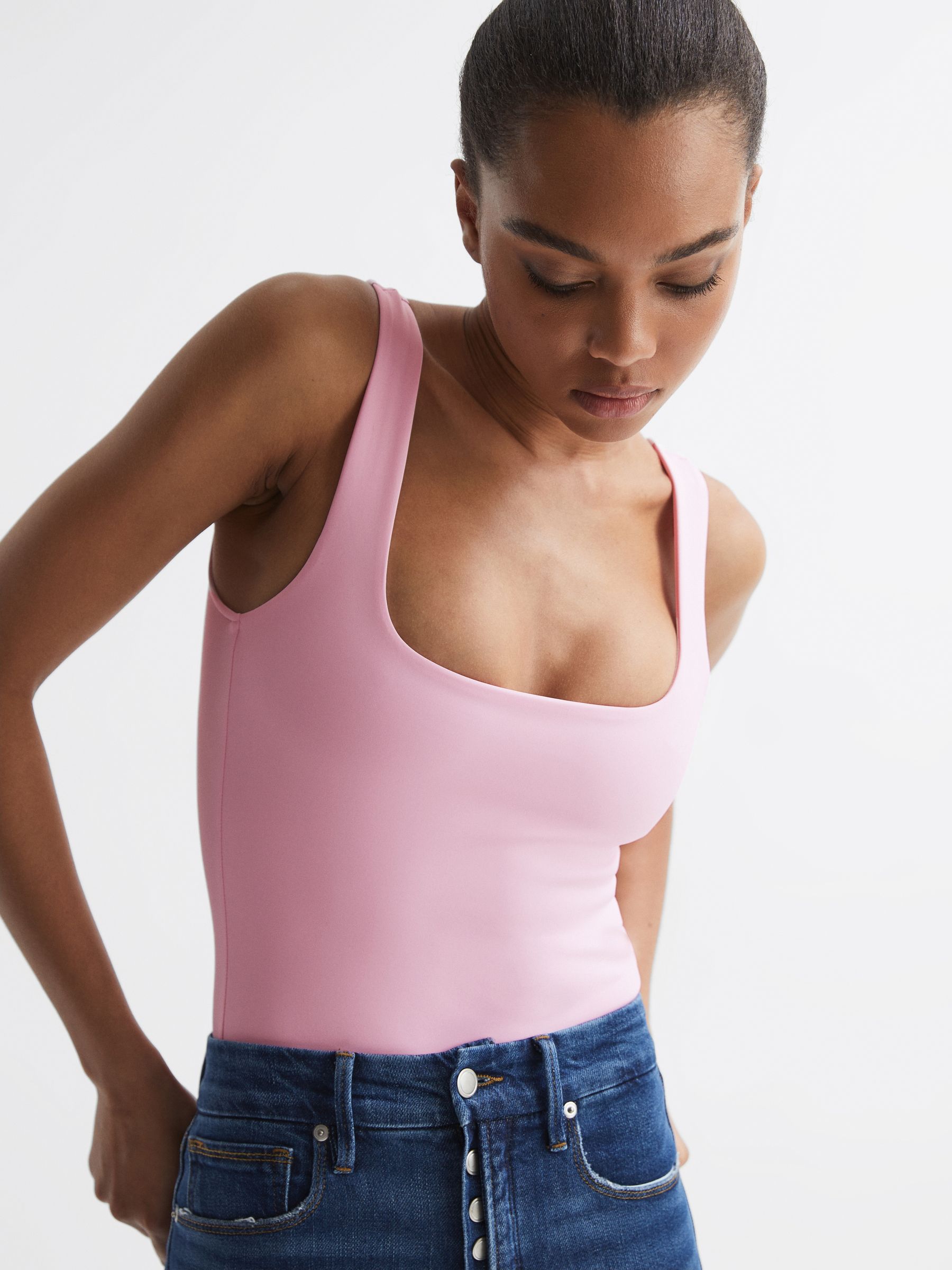 Good American Square Neck Bodysuit in Soft Pink - Image 3 of 7