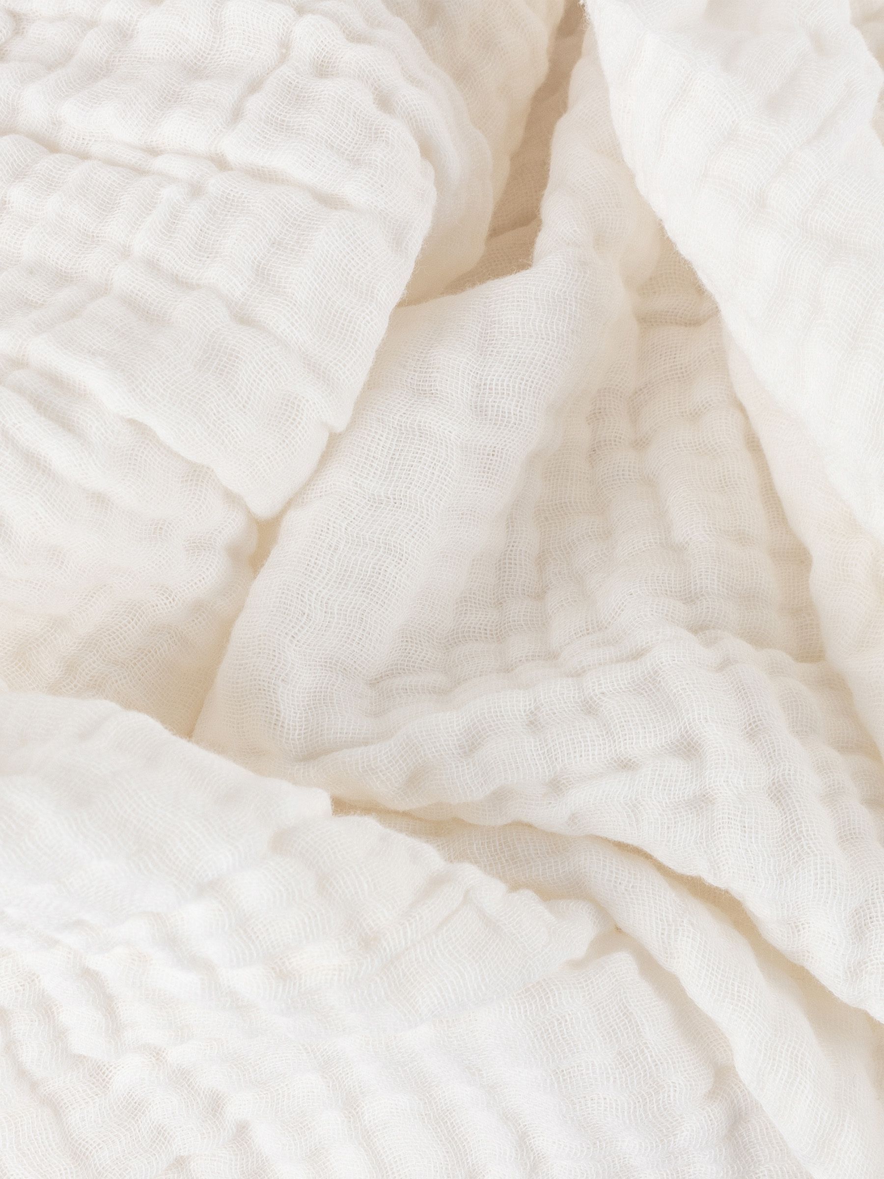 Yard Warm White Lark 4 Layer Muslin Crinkle 100% Cotton Throw - Image 5 of 6