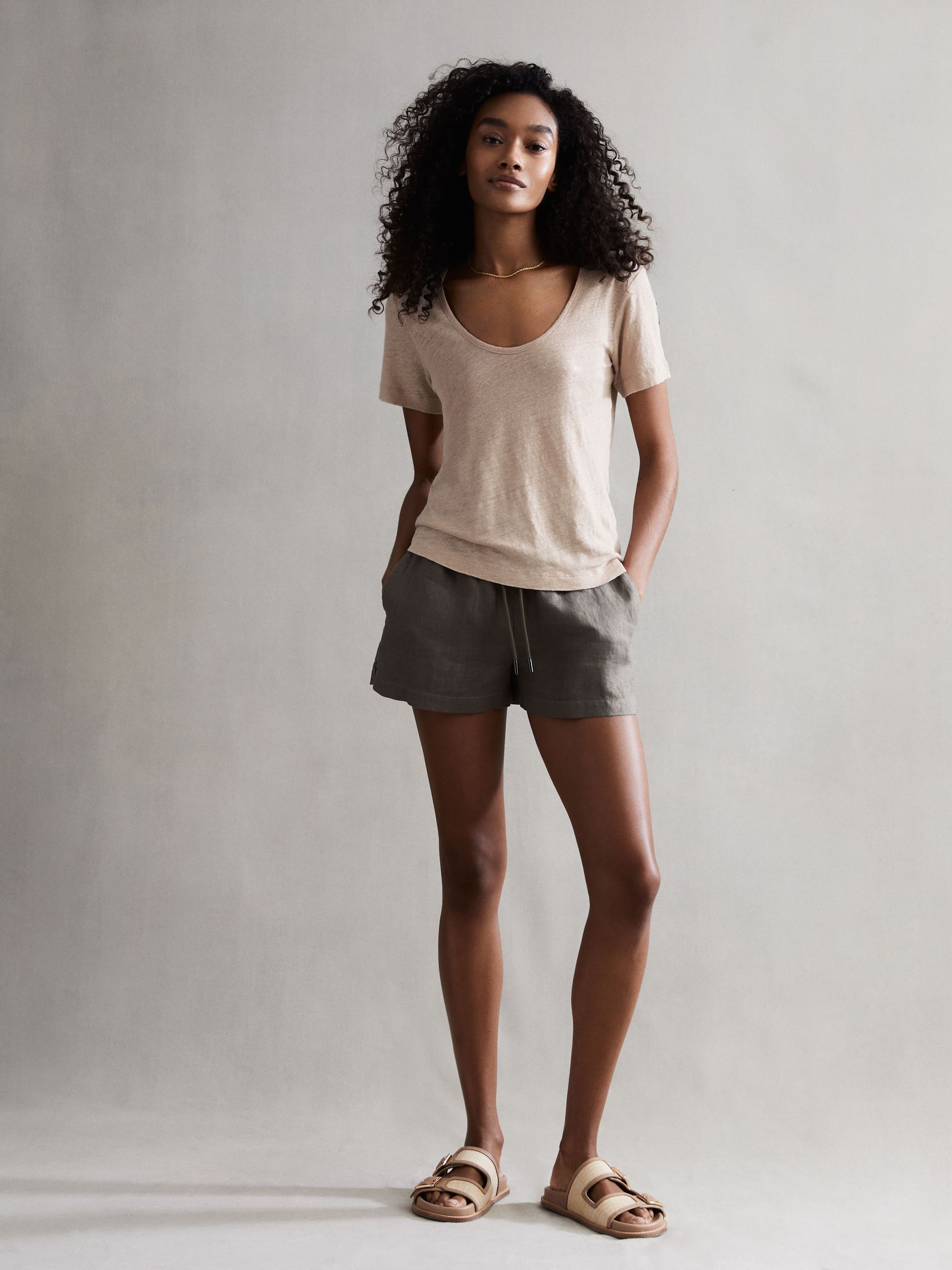 Linen Scoop Neck T-Shirt in Camel - Image 3 of 5