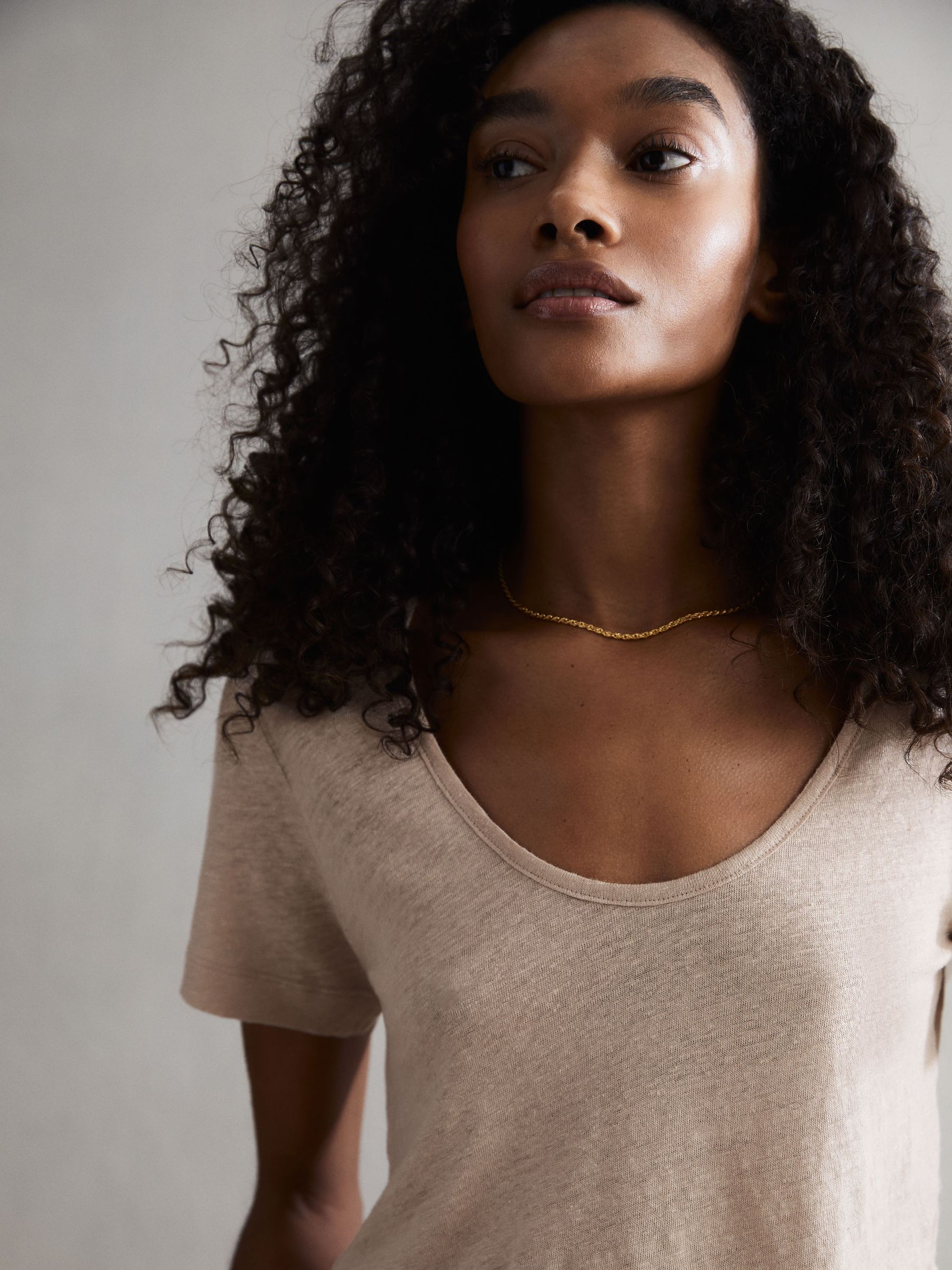 Linen Scoop Neck T-Shirt in Camel - Image 5 of 5