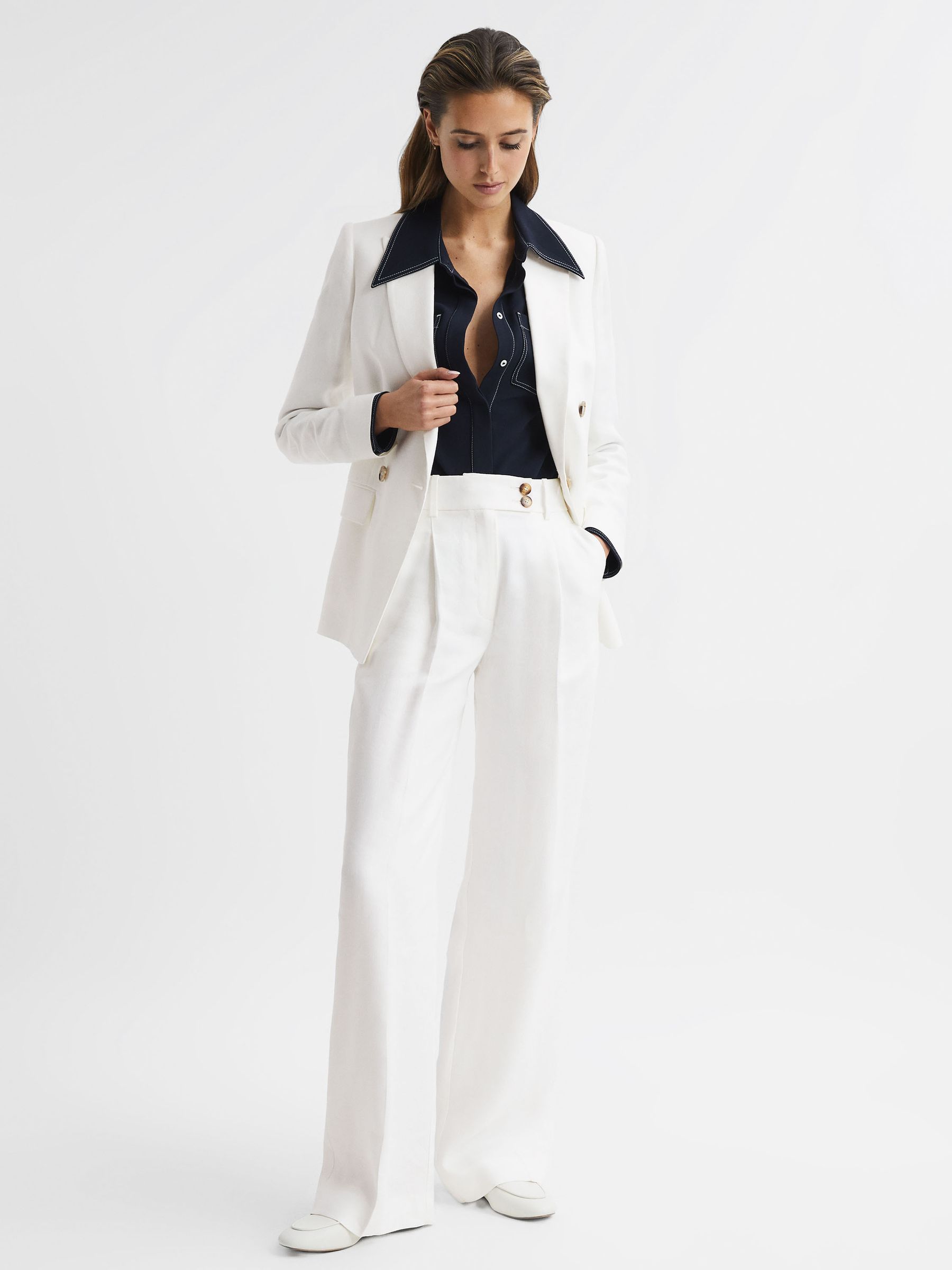 Petite Wide Leg Linen Trousers in White - Image 7 of 8